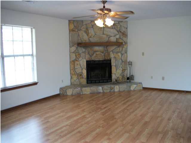 TURKEY-CREEK ESTATES - Residential Lease