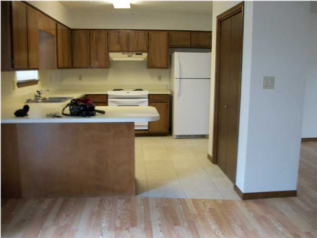 TURKEY-CREEK ESTATES - Residential Lease