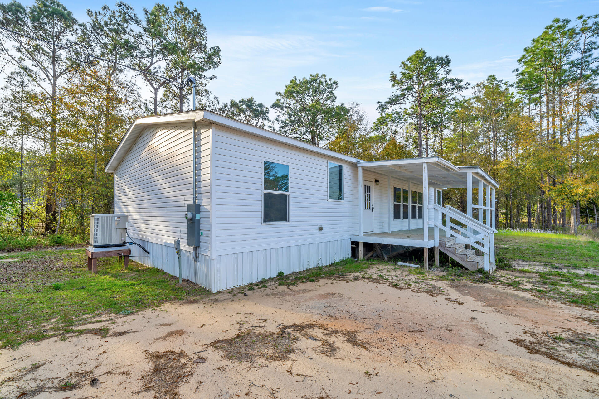 DEFUNIAK SPRINGS SOUTH ESTATES - Residential