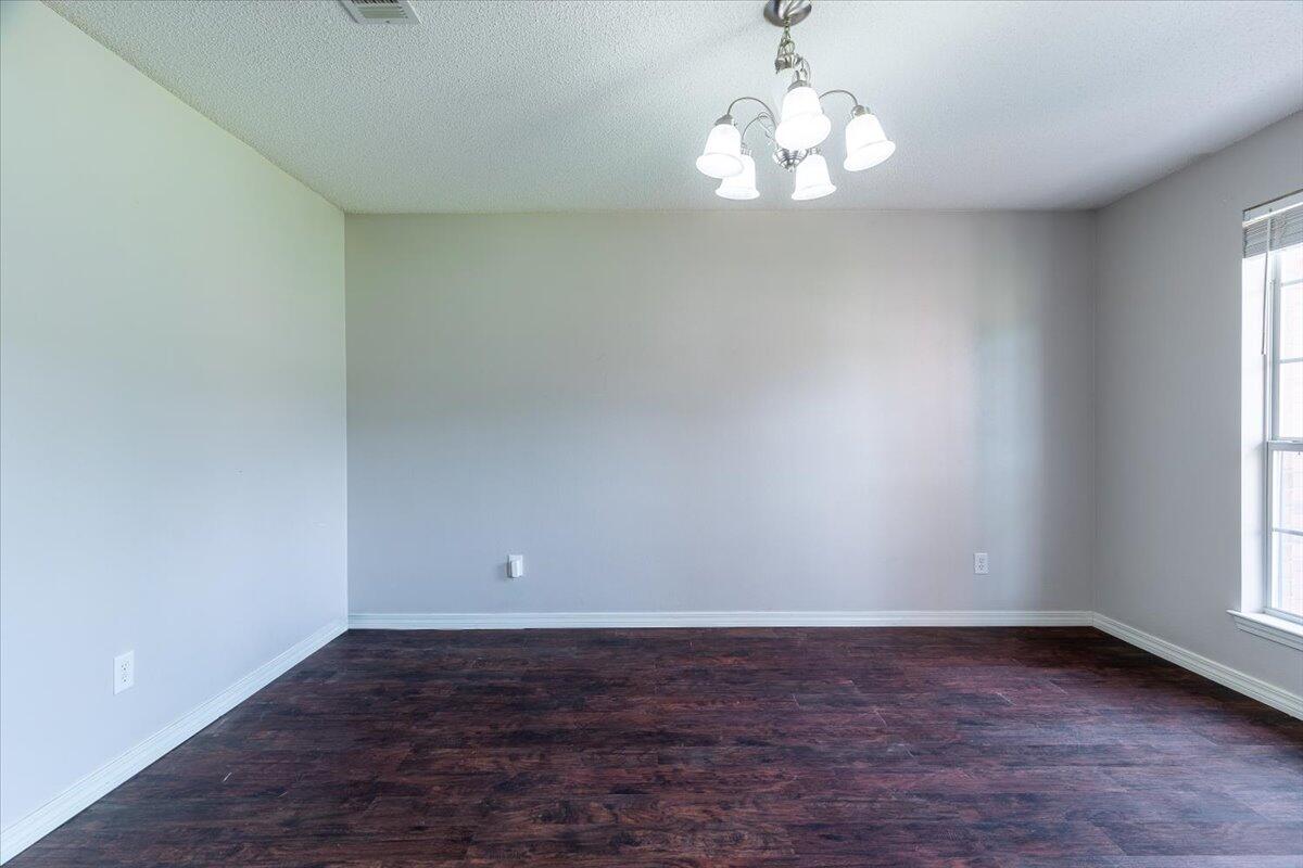 Tanglewood Oaks - Residential Lease
