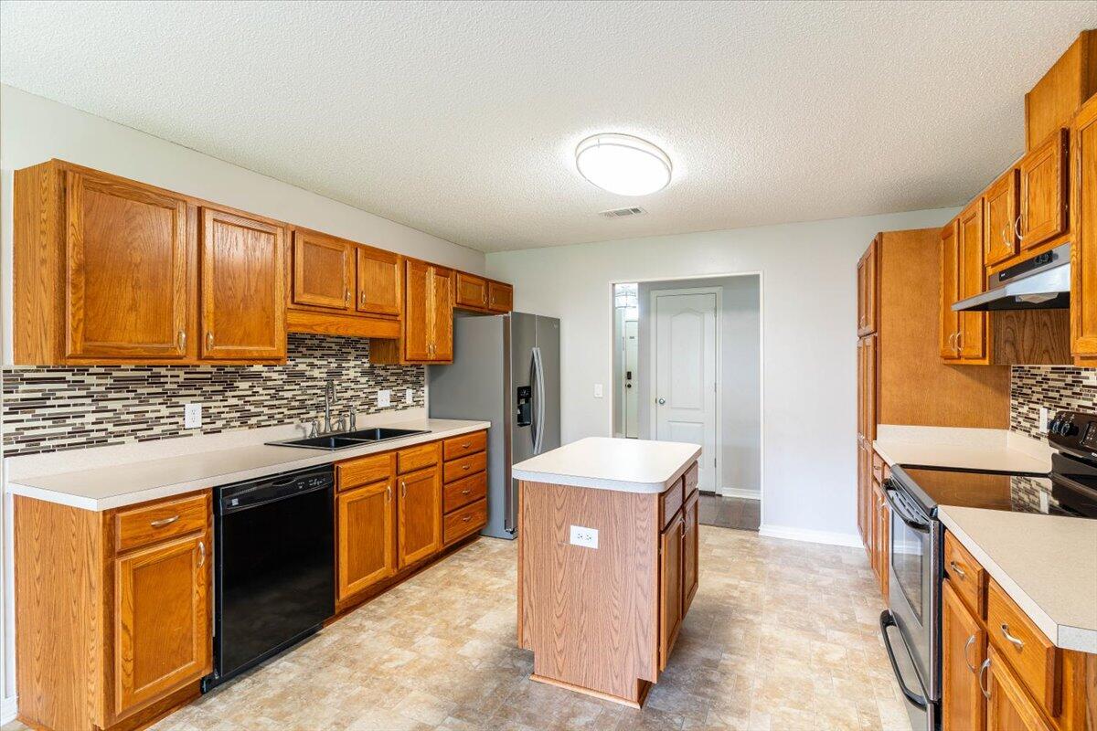 Tanglewood Oaks - Residential Lease