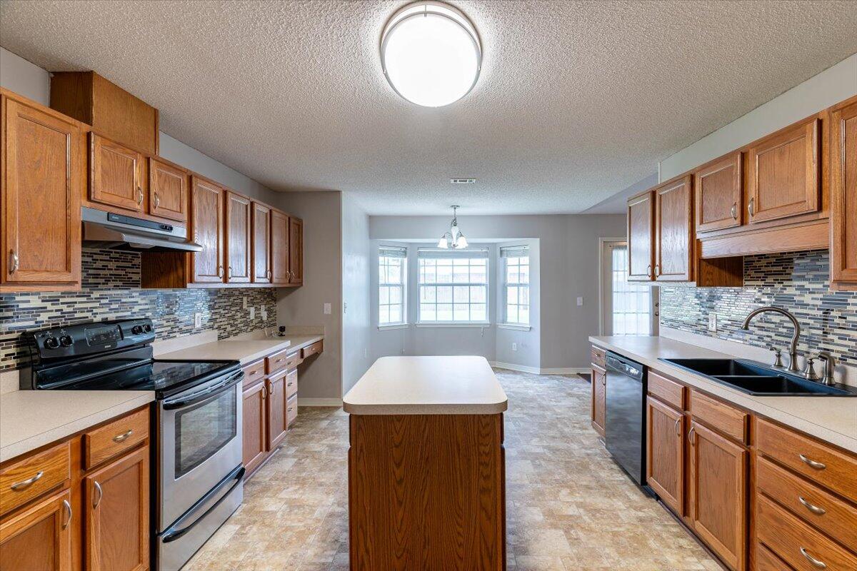 Tanglewood Oaks - Residential Lease