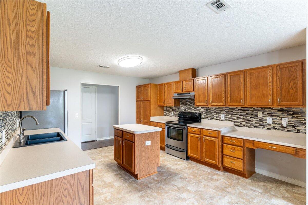 Tanglewood Oaks - Residential Lease