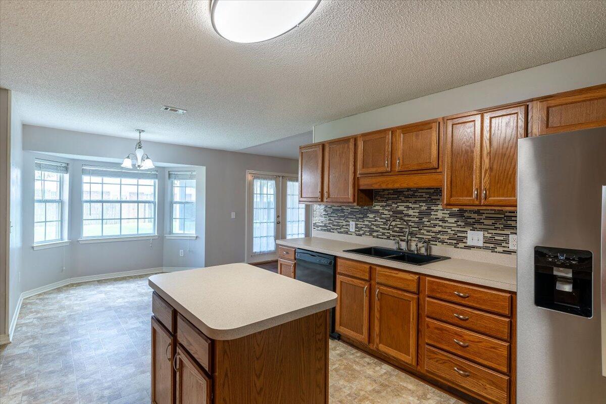 Tanglewood Oaks - Residential Lease