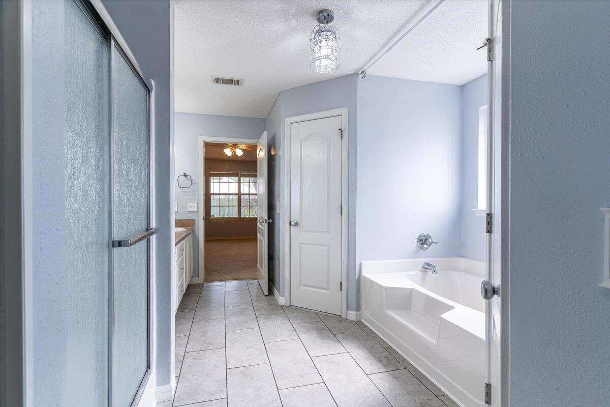 Tanglewood Oaks - Residential Lease
