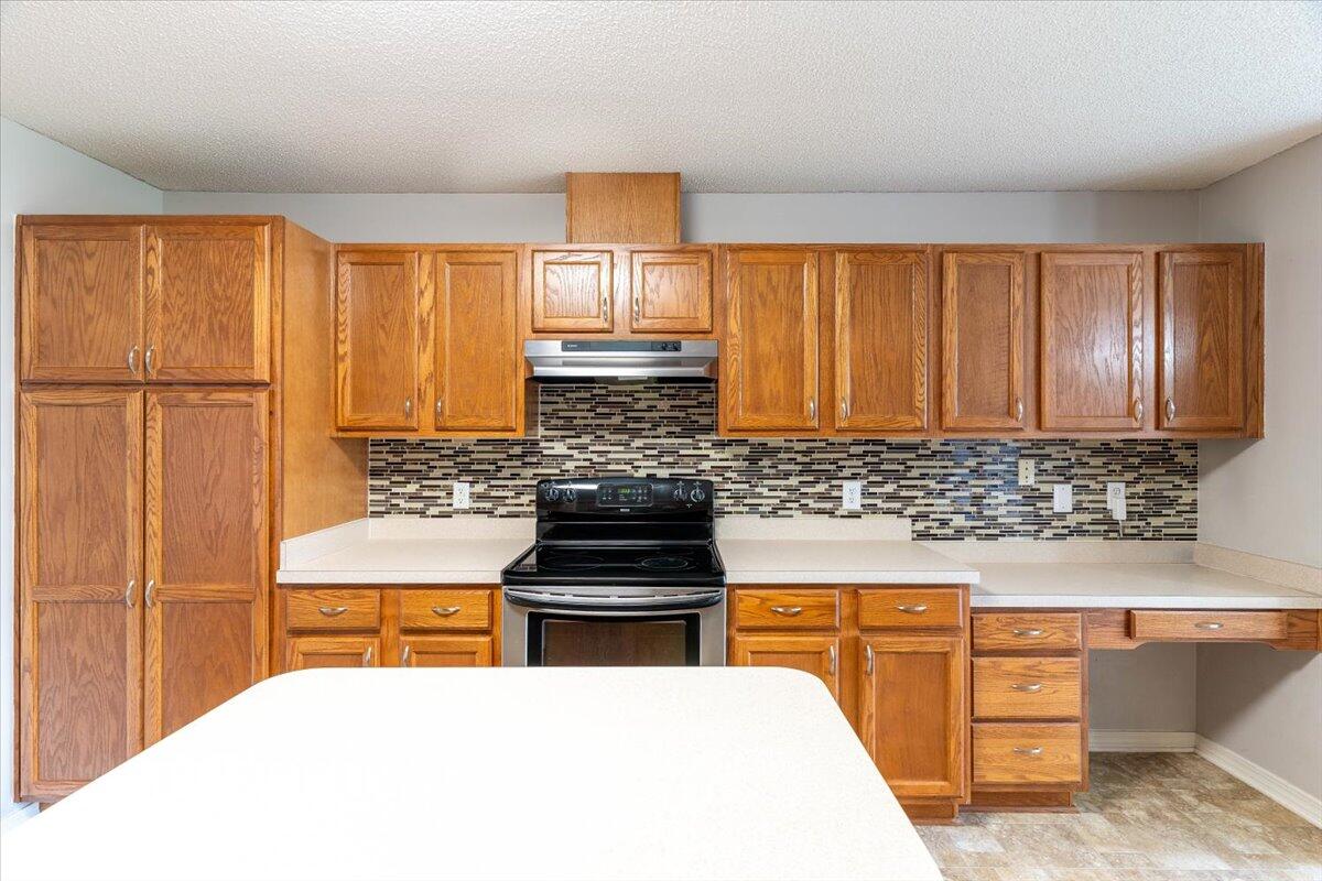 Tanglewood Oaks - Residential Lease