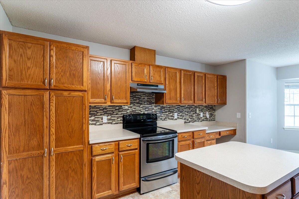 Tanglewood Oaks - Residential Lease