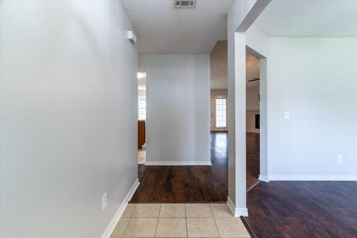 Tanglewood Oaks - Residential Lease