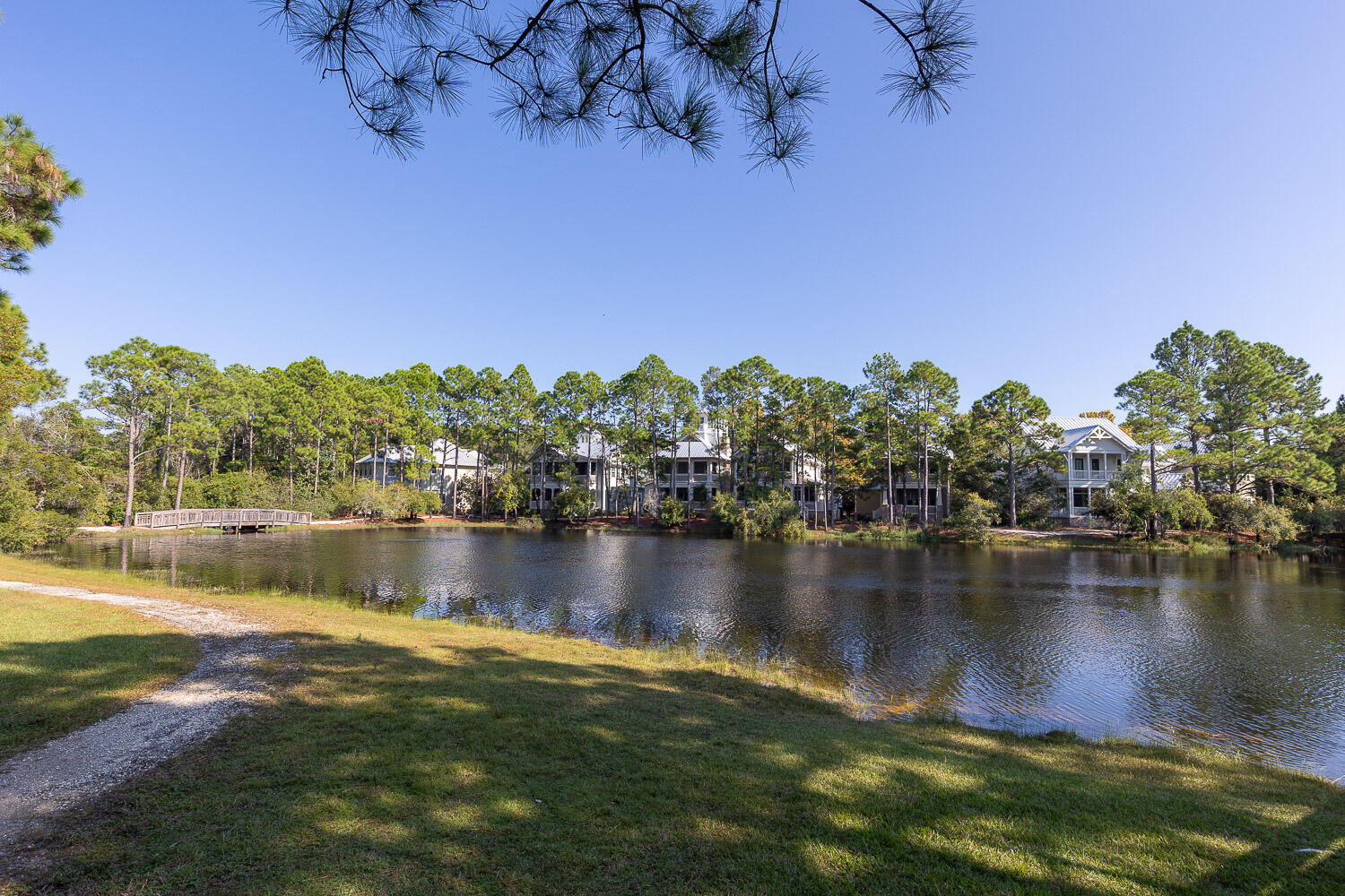 FOREST LAKES - Residential