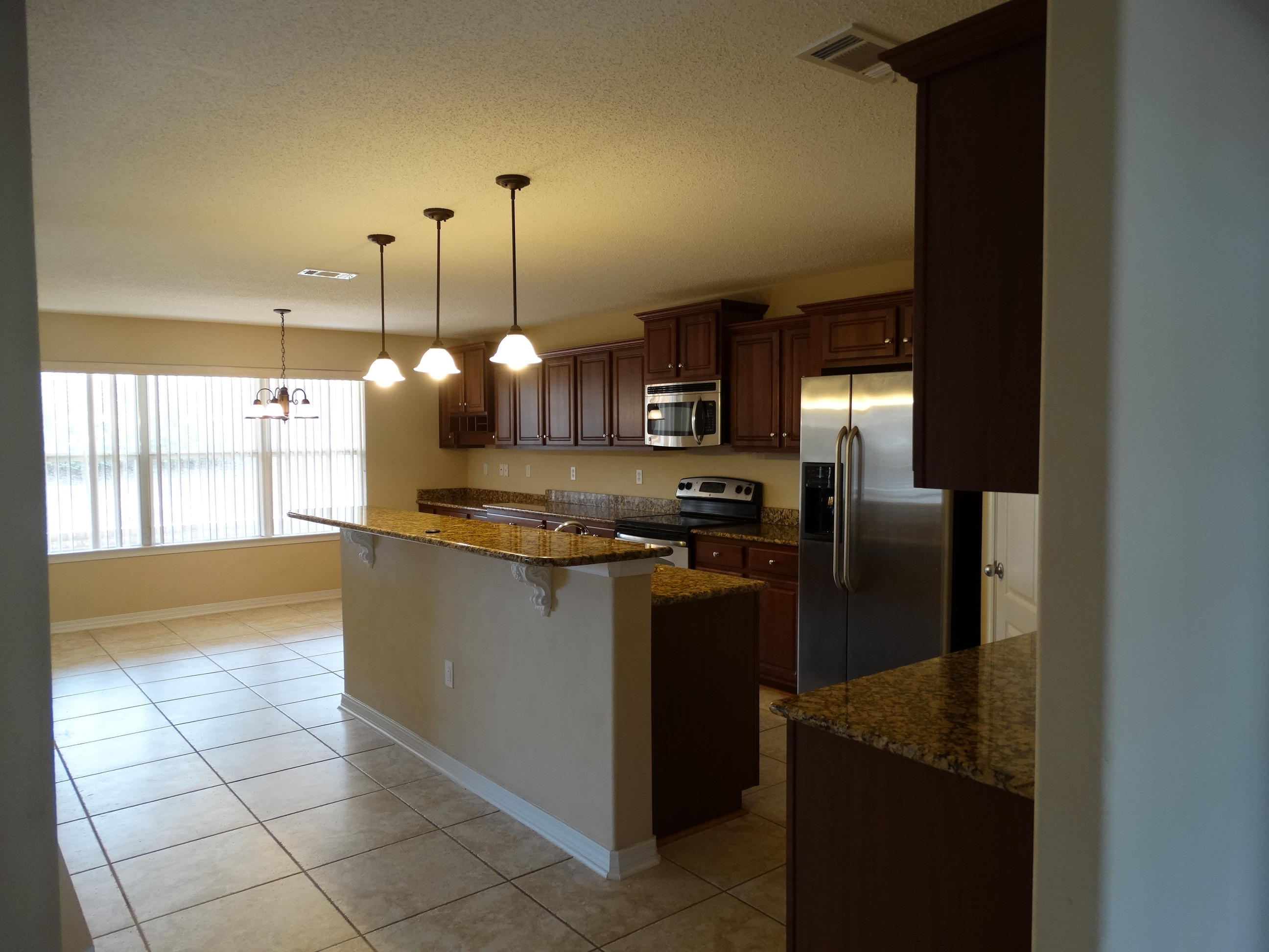 BROOKE ESTATES PH II - Residential Lease