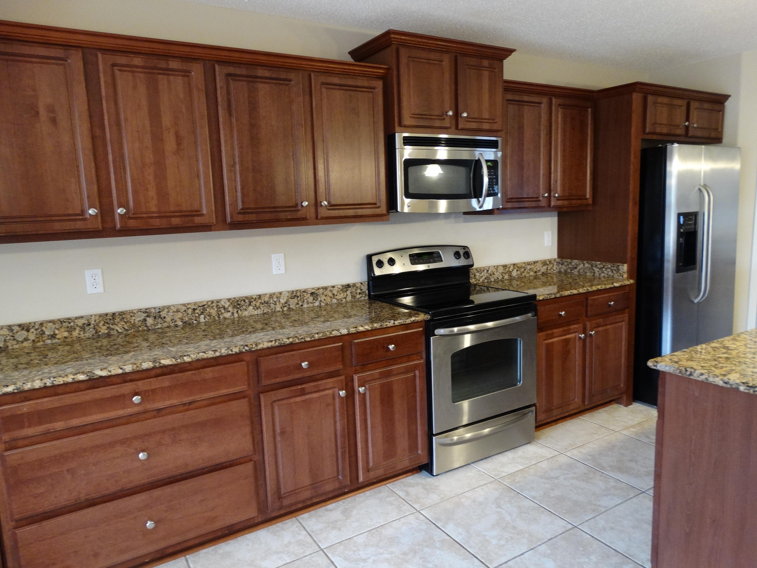 BROOKE ESTATES PH II - Residential Lease