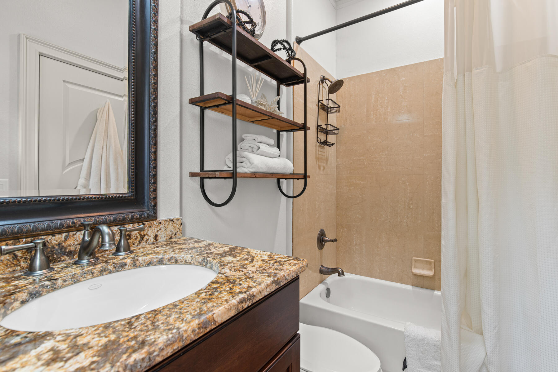 EMERALD BAY PH 1A - Residential