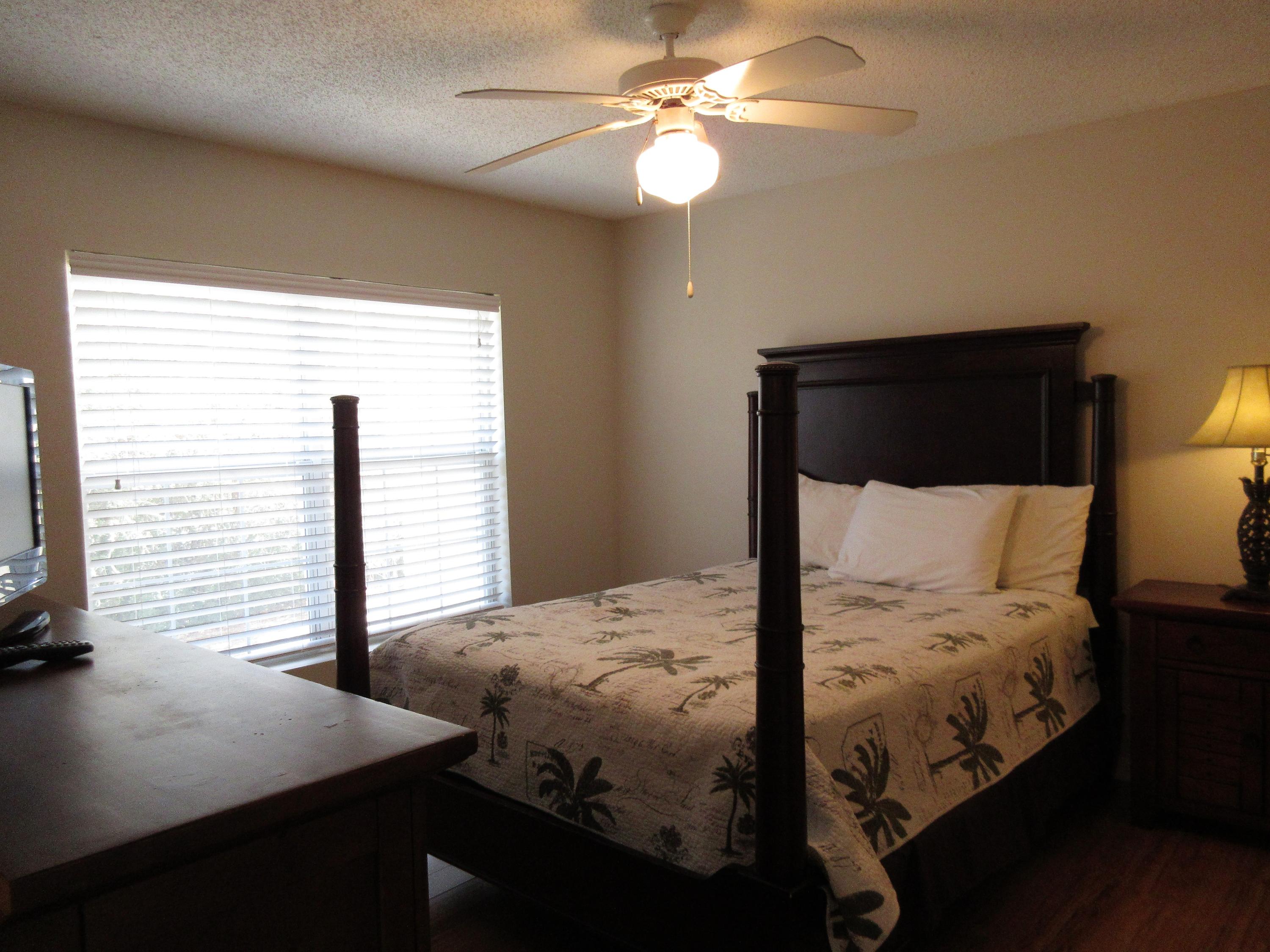 FLORIDA CLUB - Residential Lease