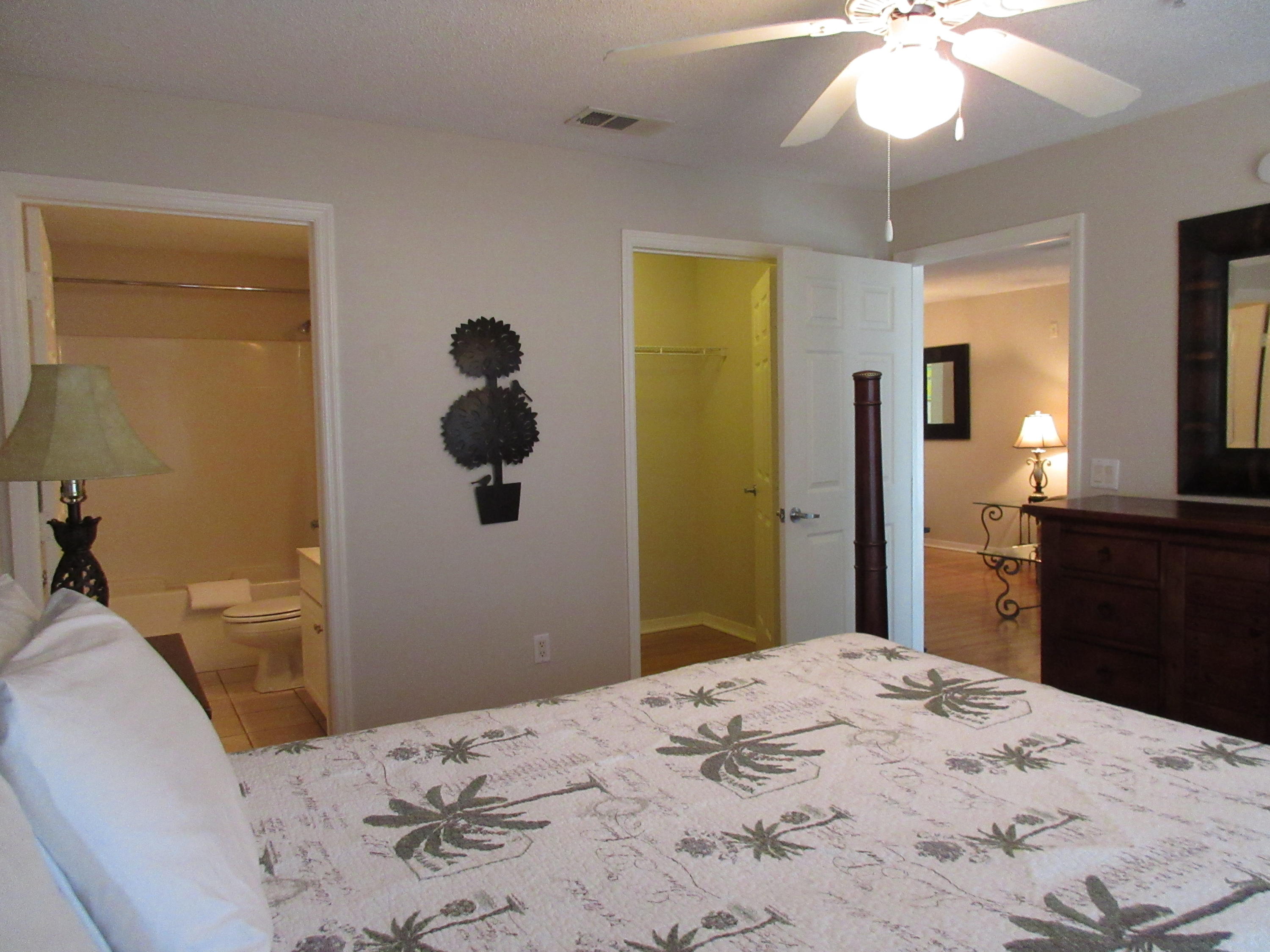 FLORIDA CLUB - Residential Lease