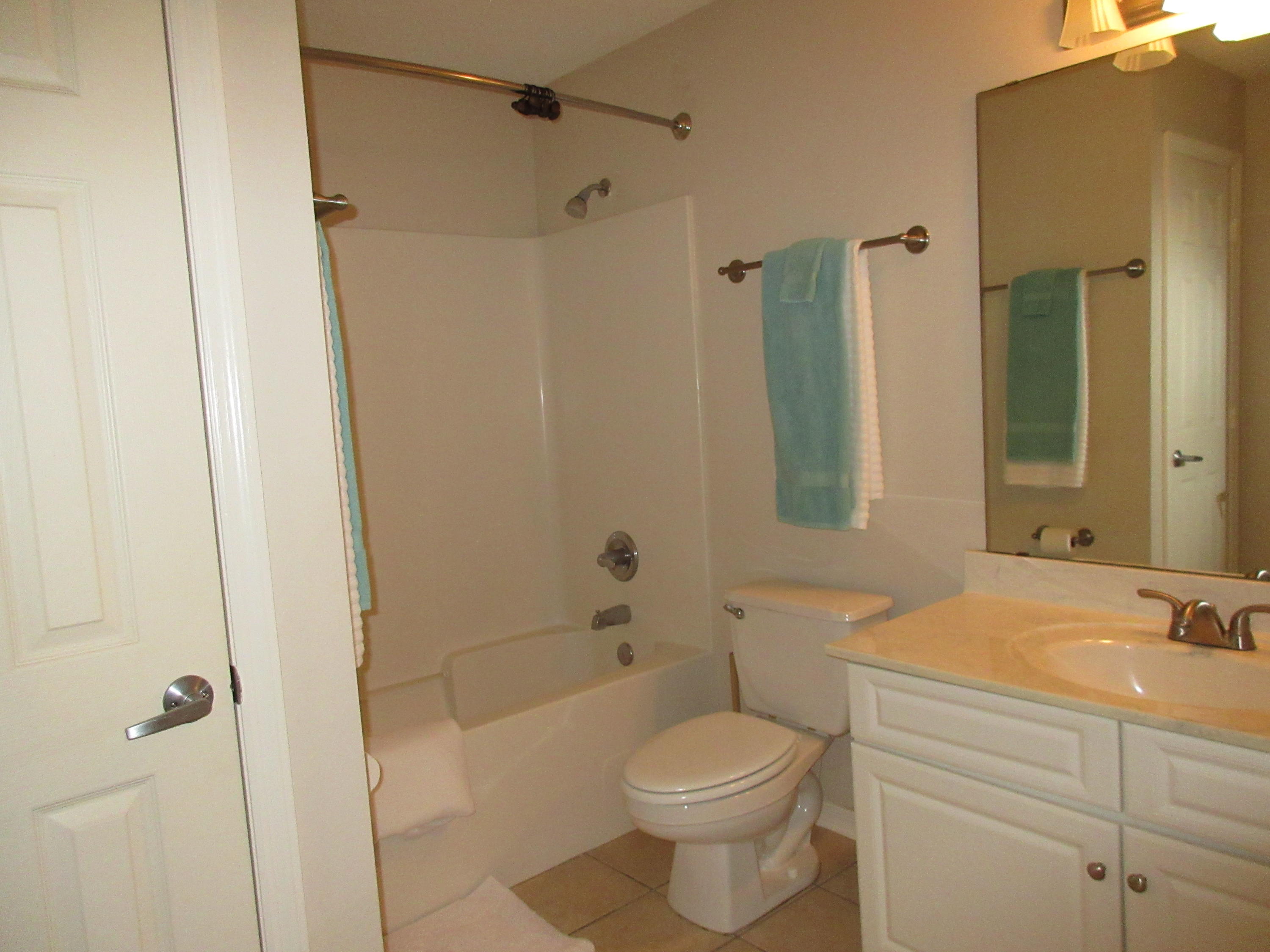 FLORIDA CLUB - Residential Lease