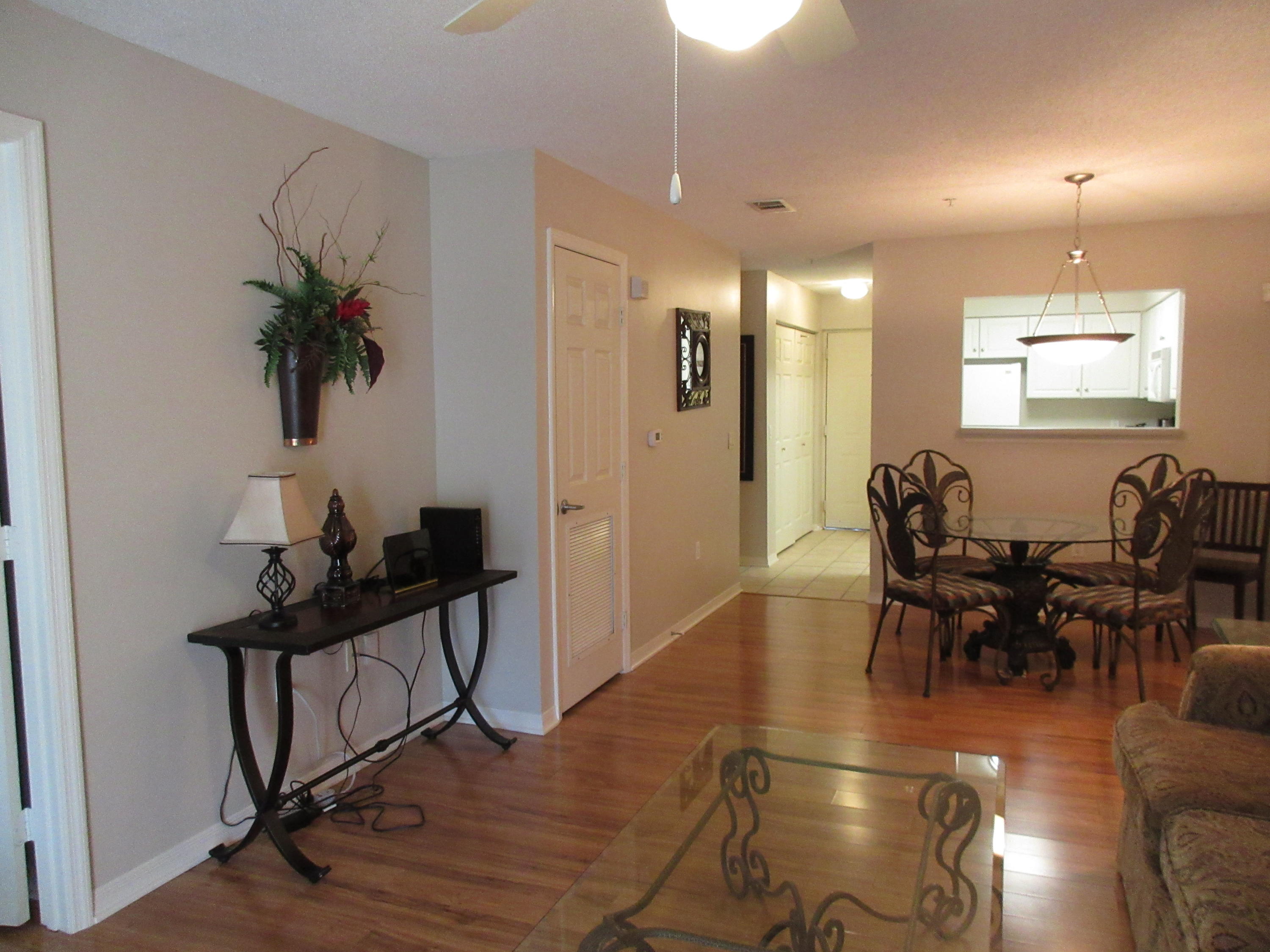 FLORIDA CLUB - Residential Lease