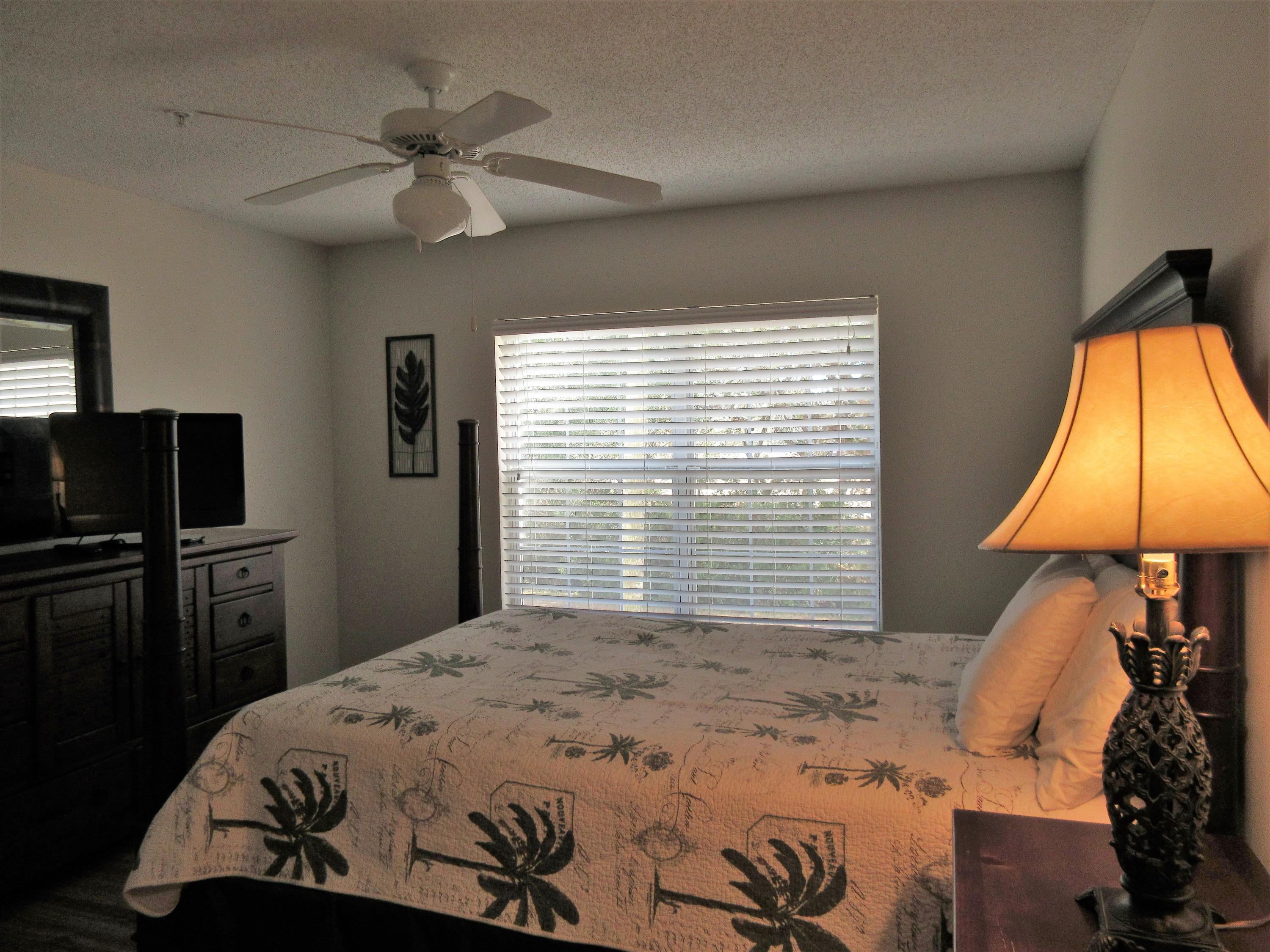 FLORIDA CLUB - Residential Lease