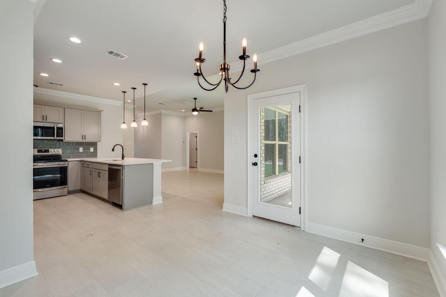 HAMMOCK BAY ( A brand New Subdivision of the Hammock Bay) The Moonswept - Residential Lease
