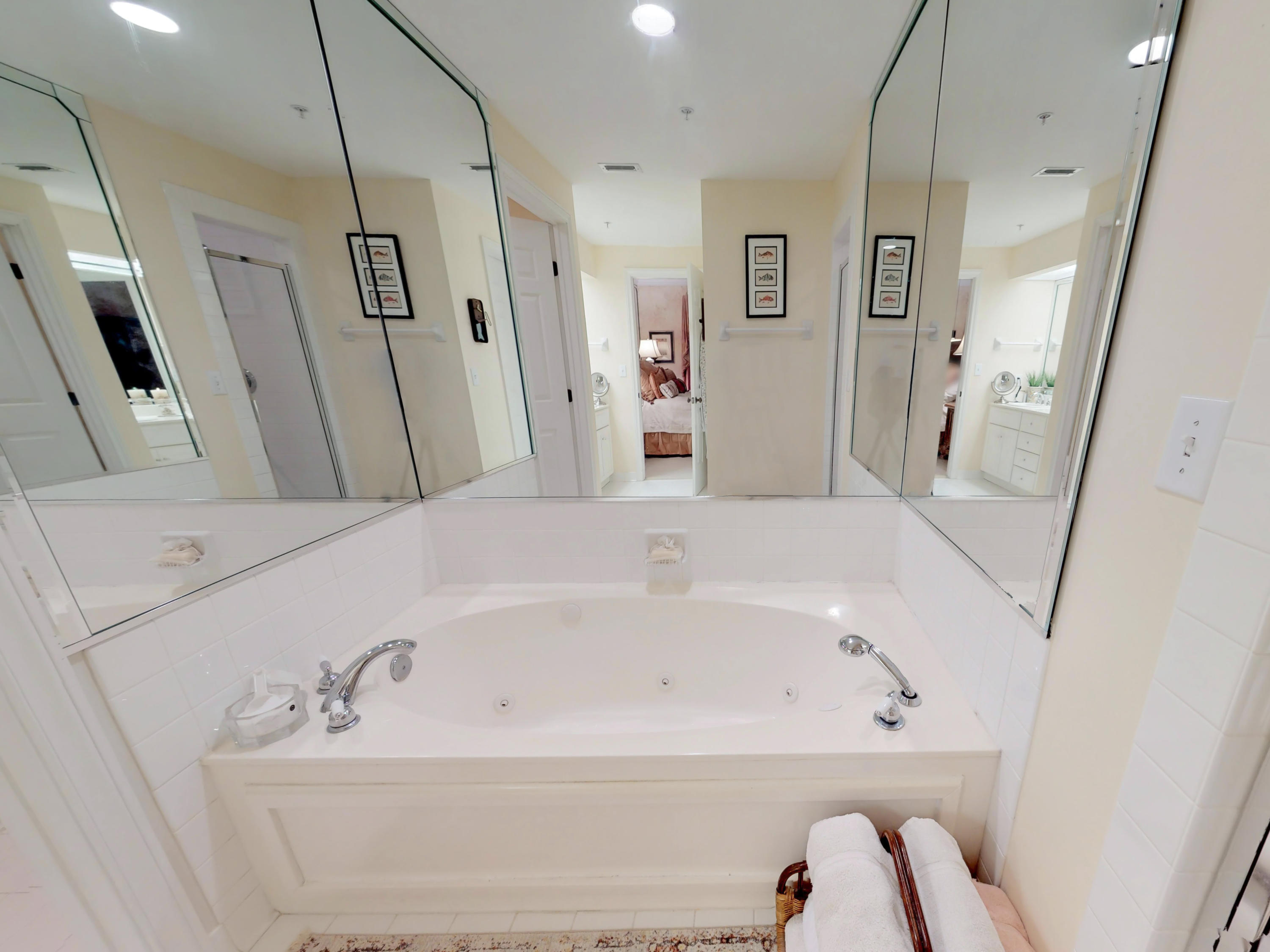 SOUTHWINDS III AT SANDESTIN - Residential
