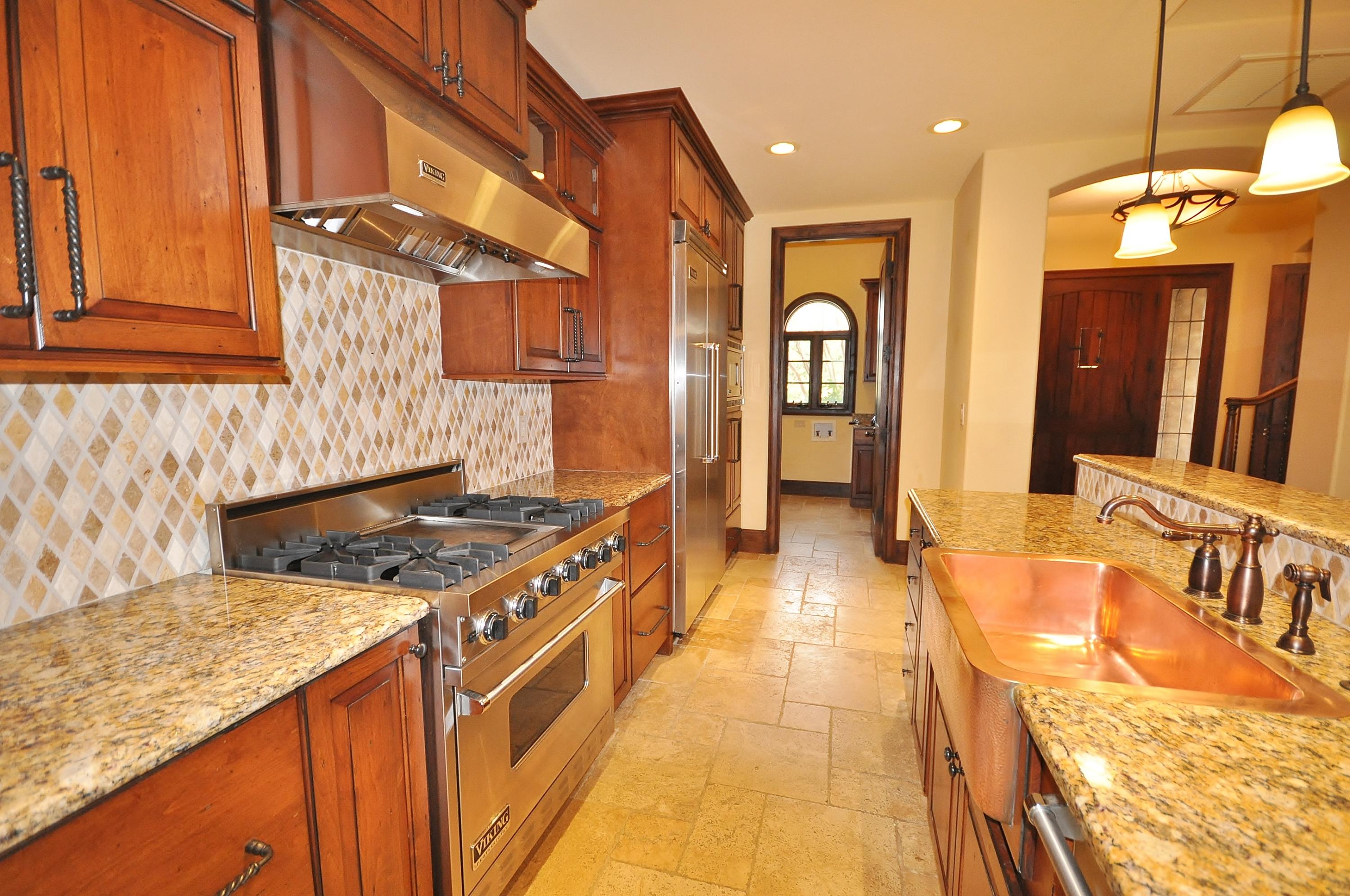 TUSCANA - Residential Lease