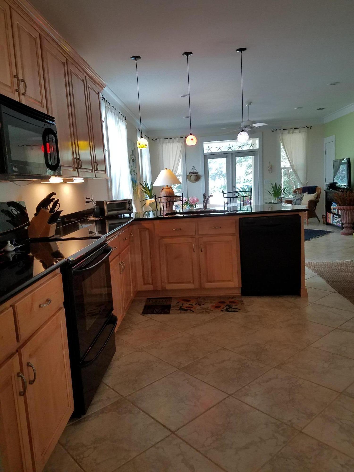 WHITES GULFVIEW ESTATES 2ND ADDN - Residential