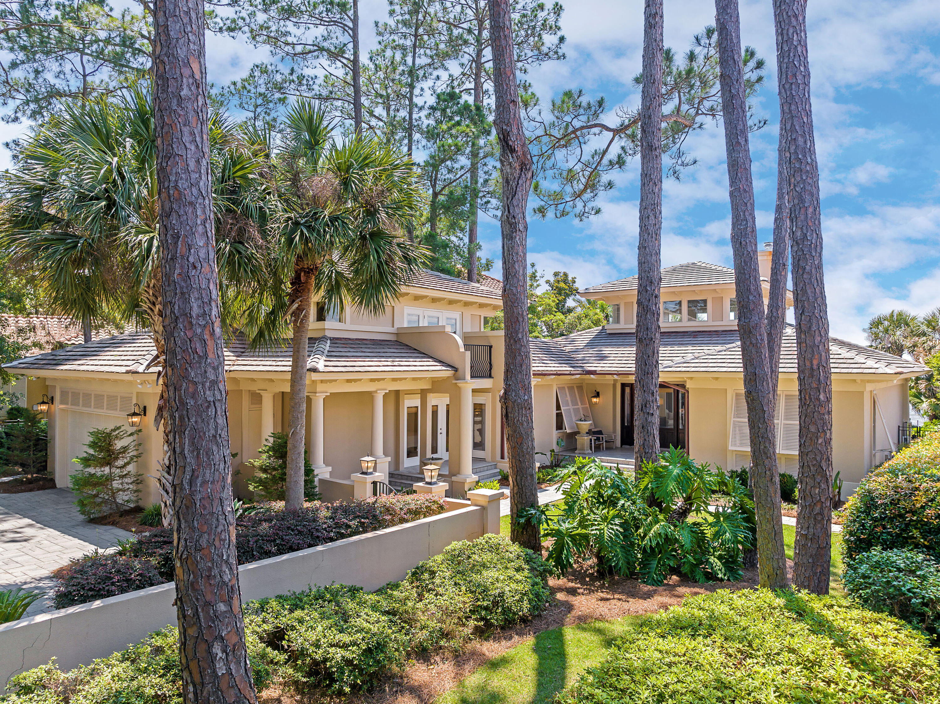 BURNT PINE - Residential