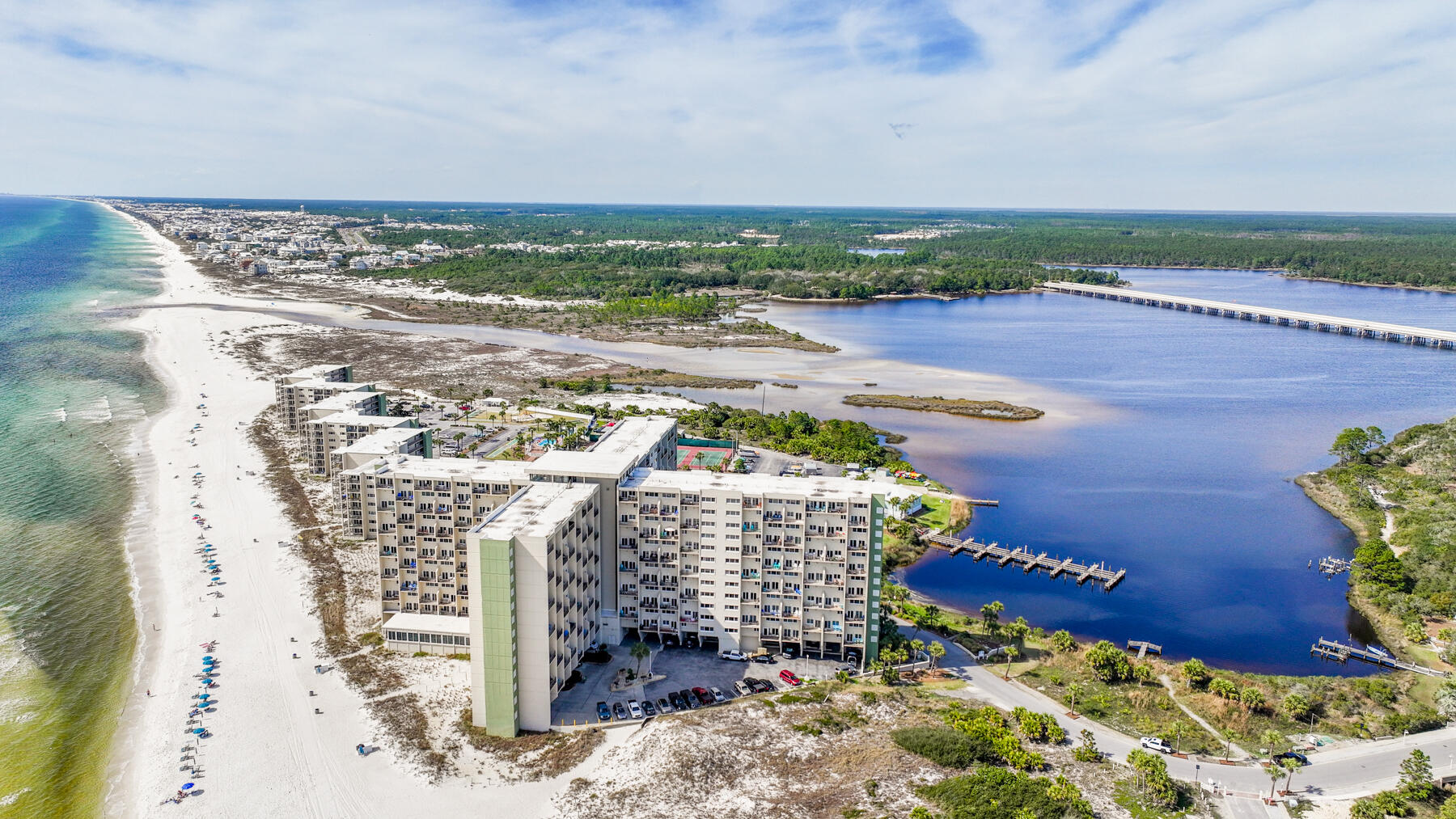 PINNACLE PORT - Residential