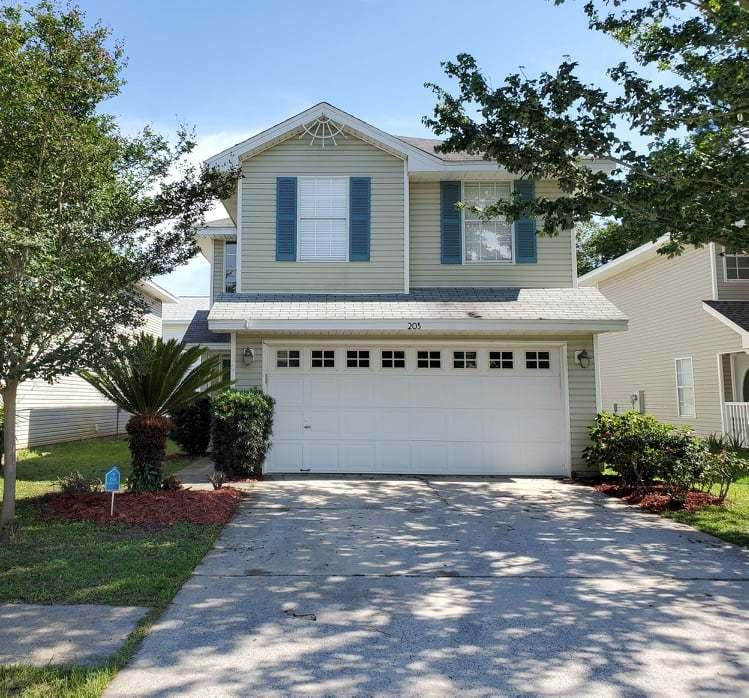 TWIN LAKES ESTATES - Residential