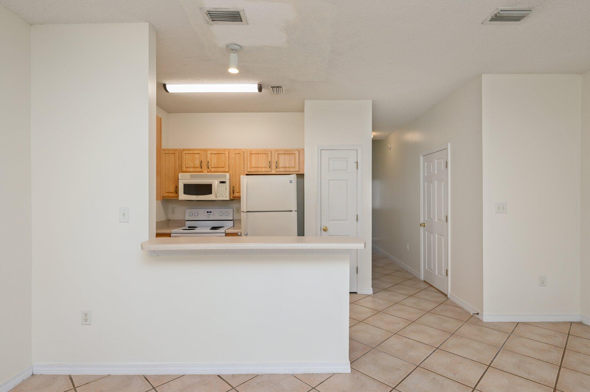 JACKSON HEIGHTS S/D - Residential Lease