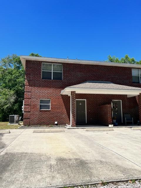 **Move-In Special**Two story 2 bedroom, 1.5 bath townhome. Wood laminate and tile flooring in the common areas with carpet on stairs and in both bedrooms. Back patio is covered. New tile downstairs, granite in kitchen. Call Coastal Realty for more information. *All Coastal Realty Services residents are enrolled in the Resident Benefits Package (RBP) which includes renters insurance, HVAC air filter delivery and our best-in-class resident rewards program, and much more! More details upon application.*