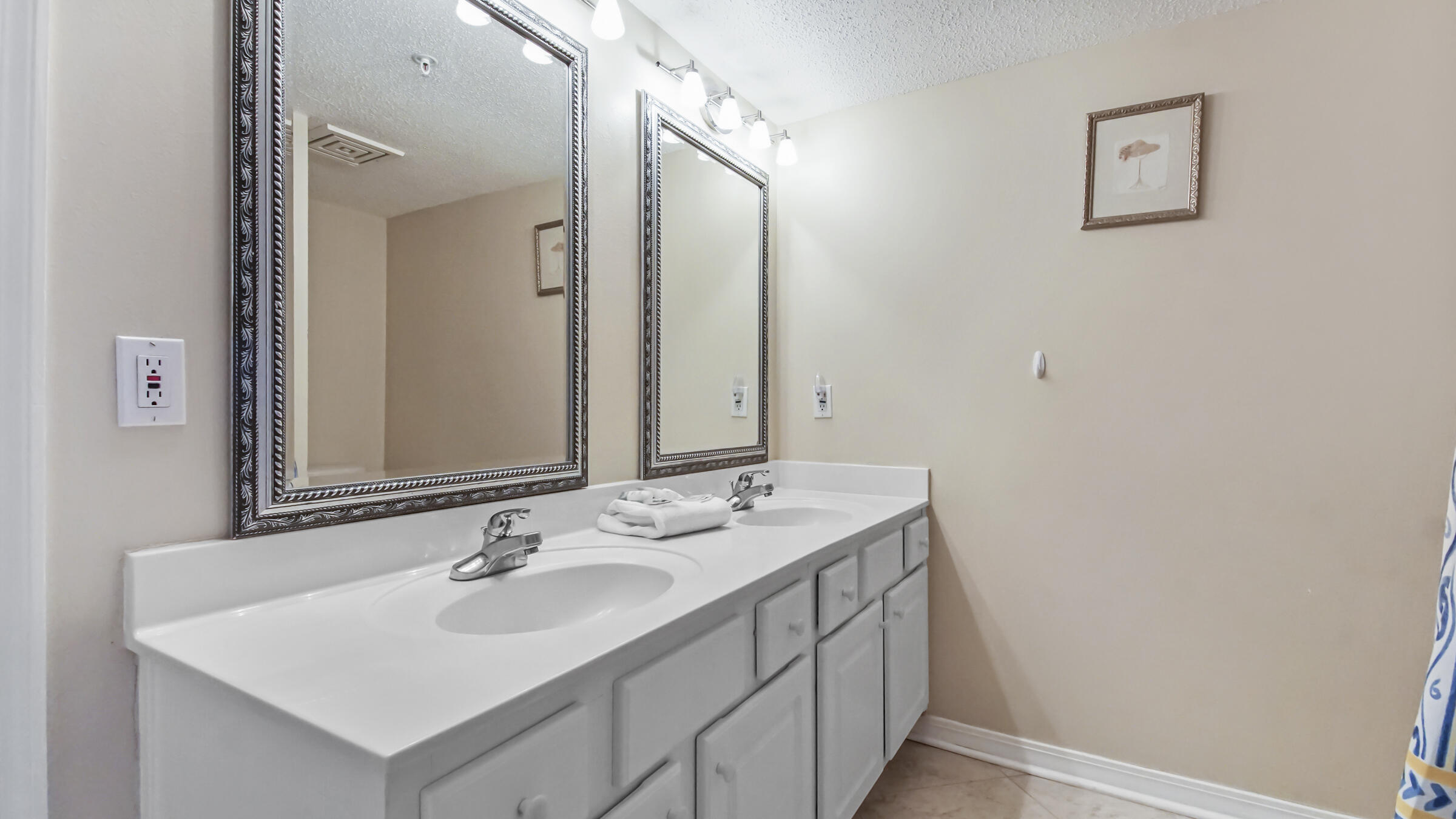 GULF DUNES CONDO PH 2 - Residential