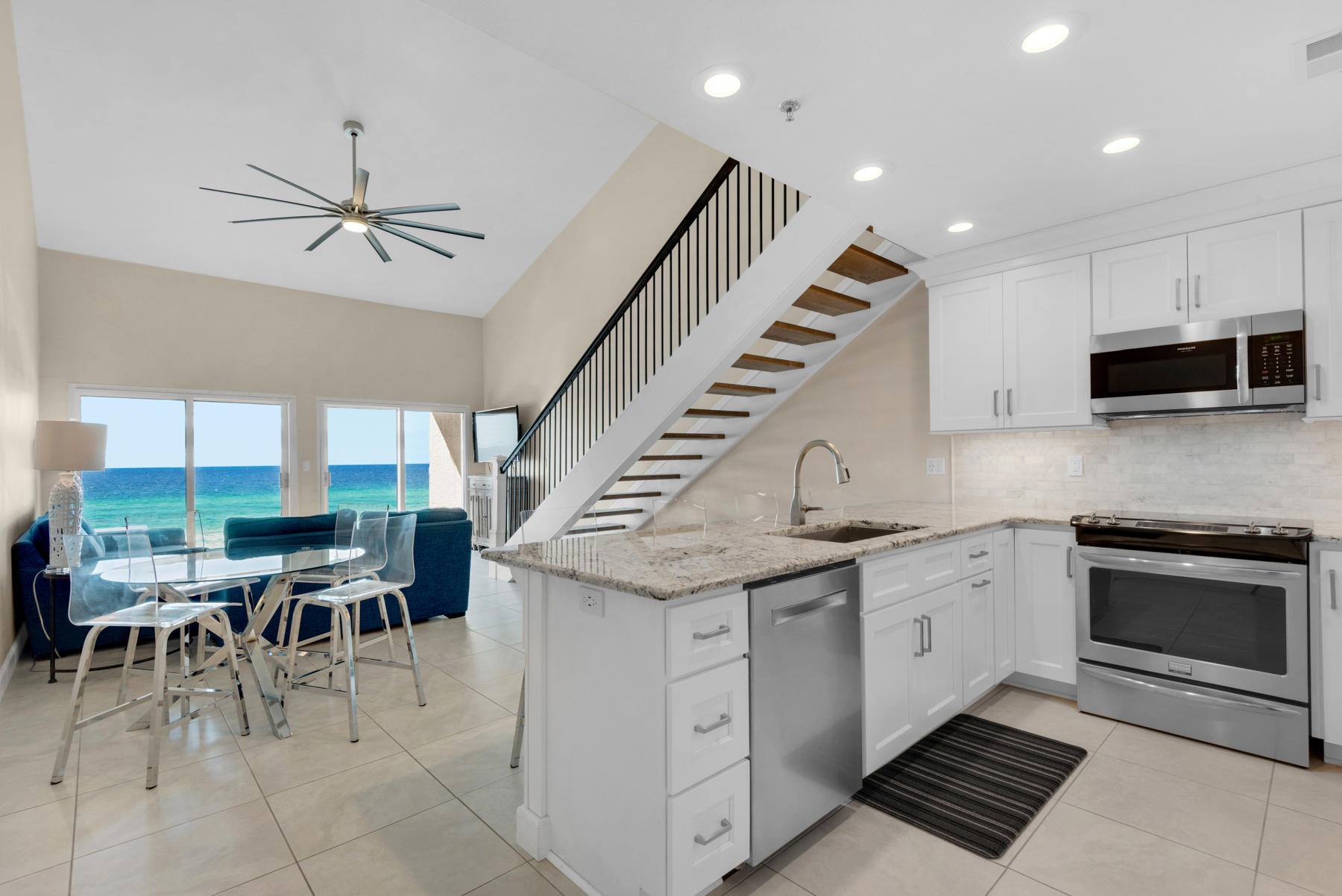 WINDANCER CONDO - Residential