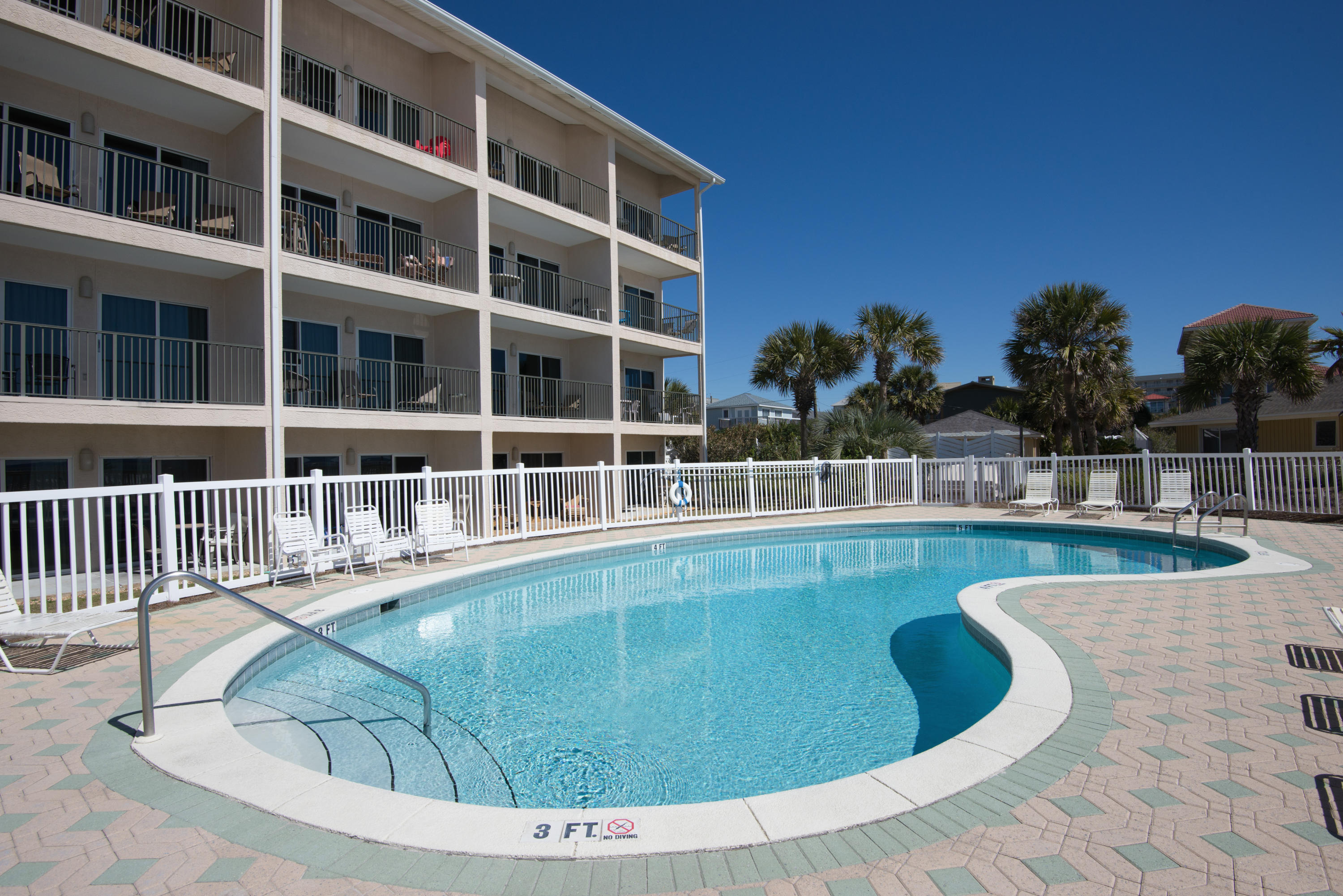 WINDANCER CONDO - Residential