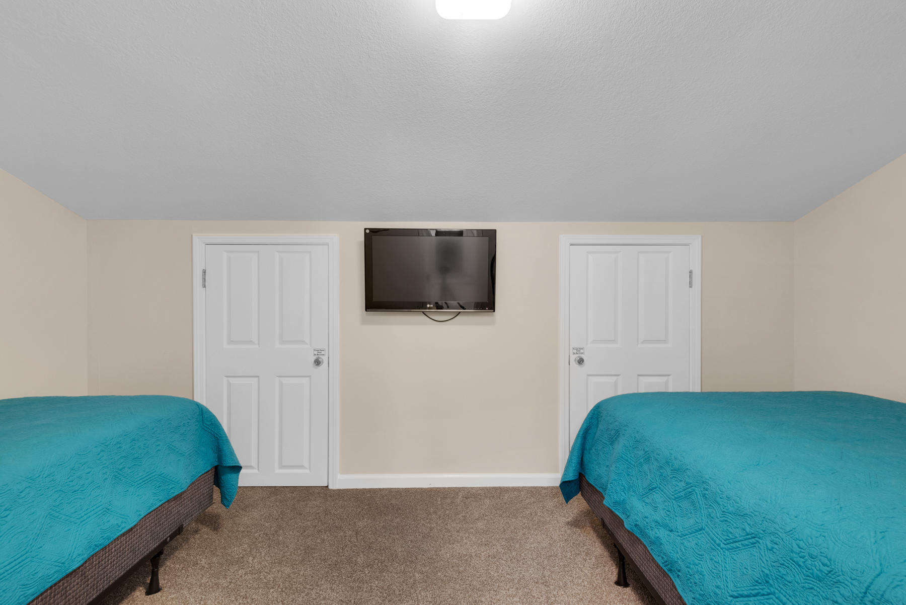 WINDANCER CONDO - Residential