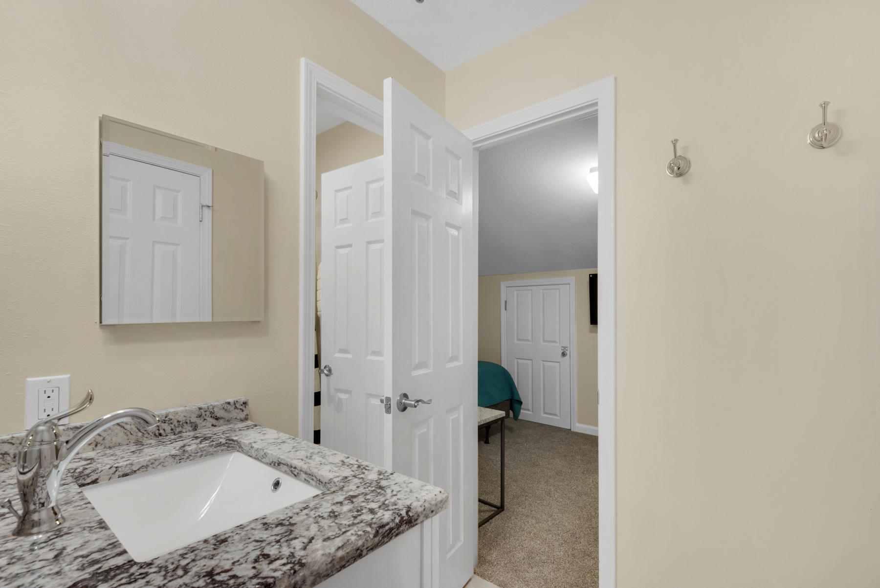 WINDANCER CONDO - Residential