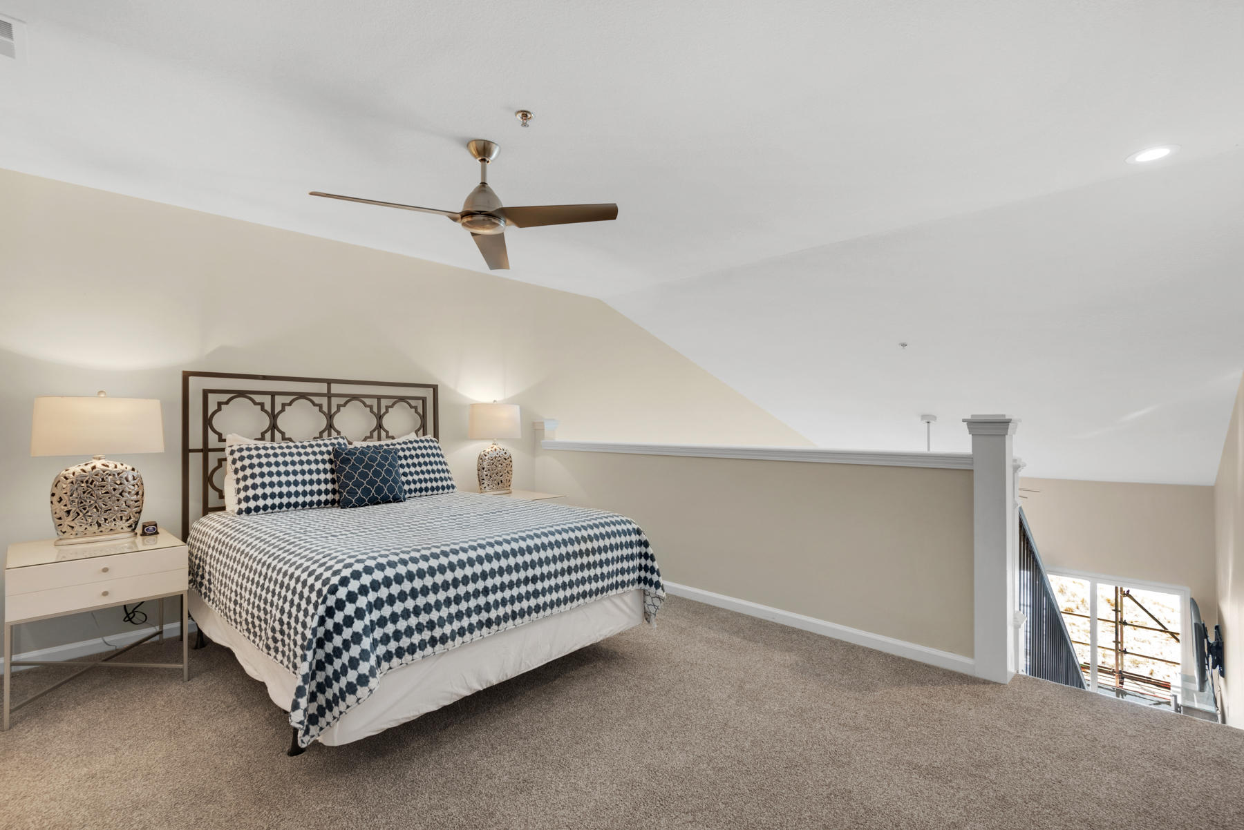 WINDANCER CONDO - Residential