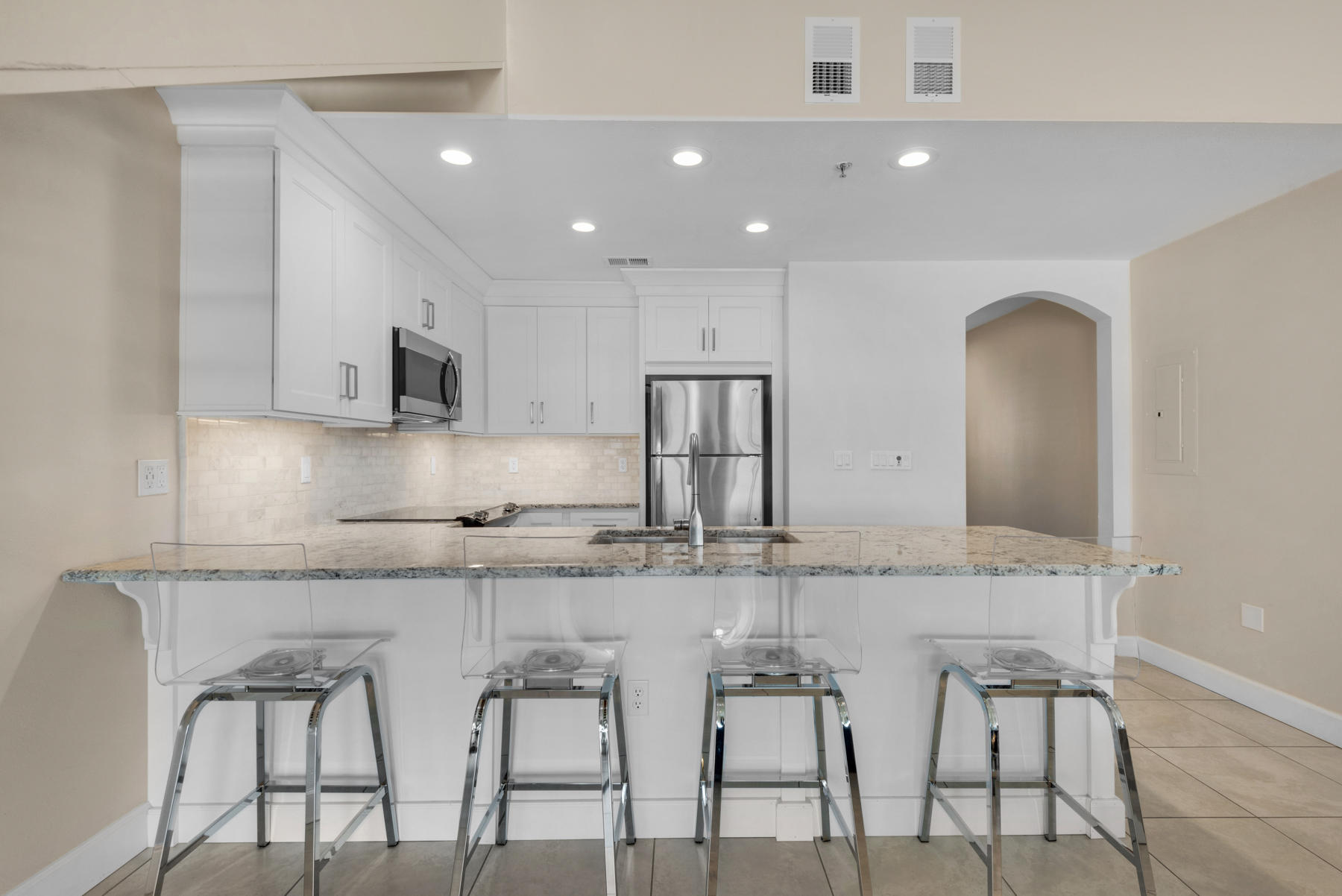 WINDANCER CONDO - Residential