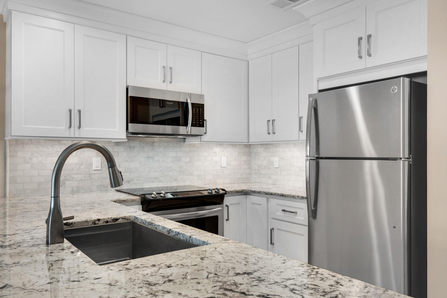 WINDANCER CONDO - Residential