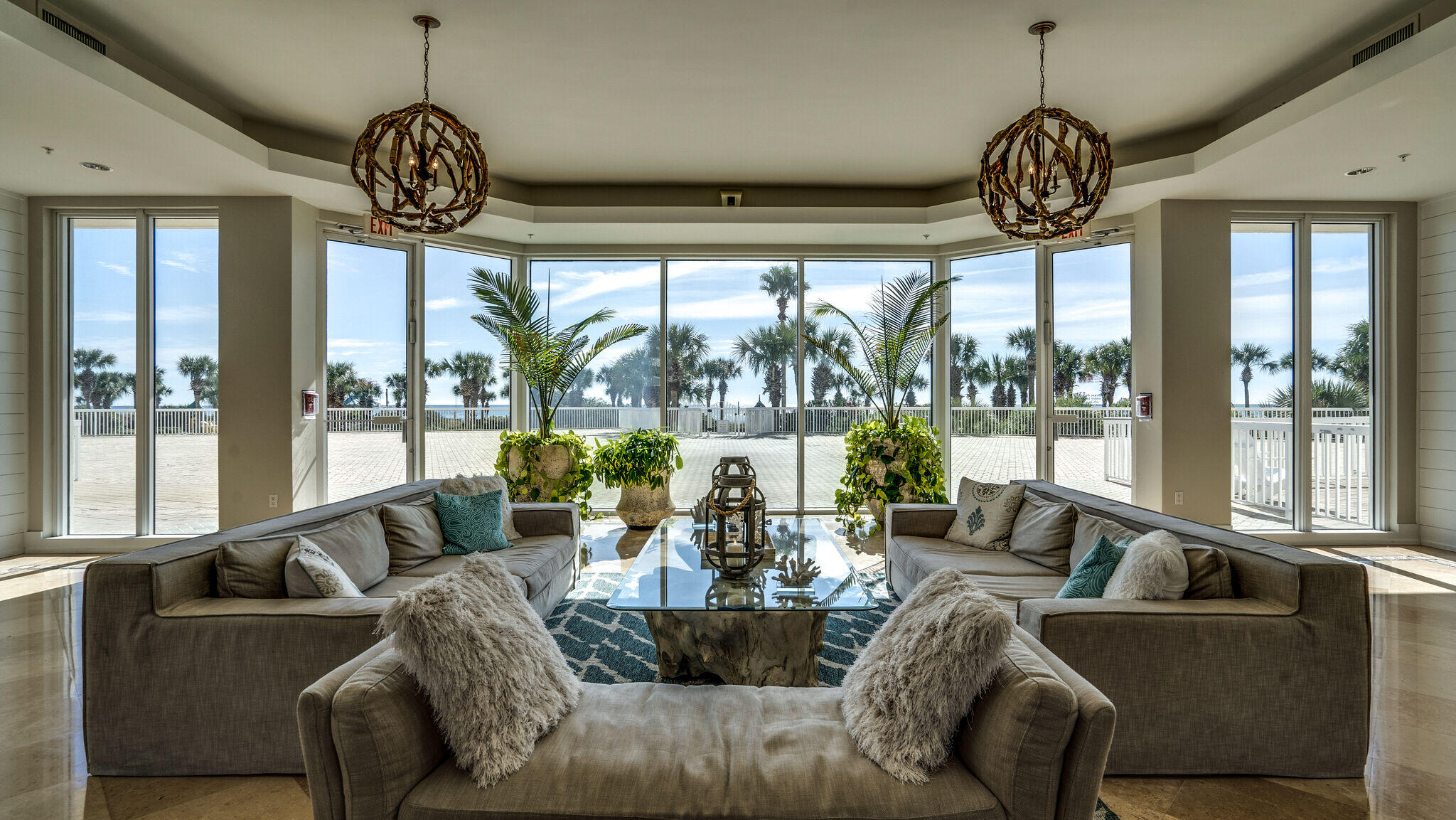 ST. MAARTEN AT SILVER SHELLS - Residential