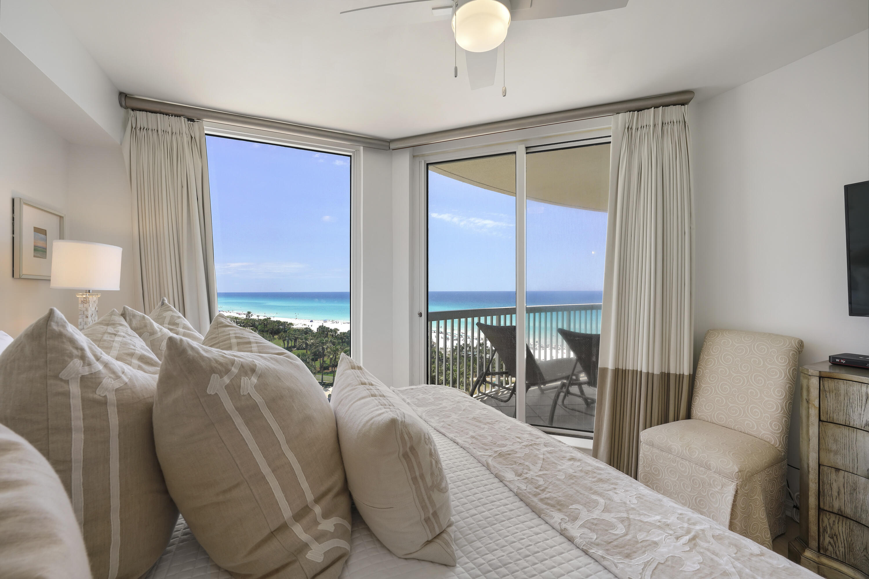 ST. MAARTEN AT SILVER SHELLS - Residential