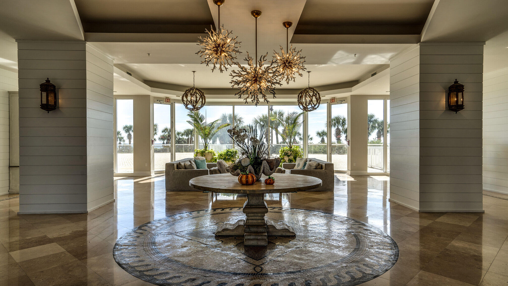 ST. MAARTEN AT SILVER SHELLS - Residential