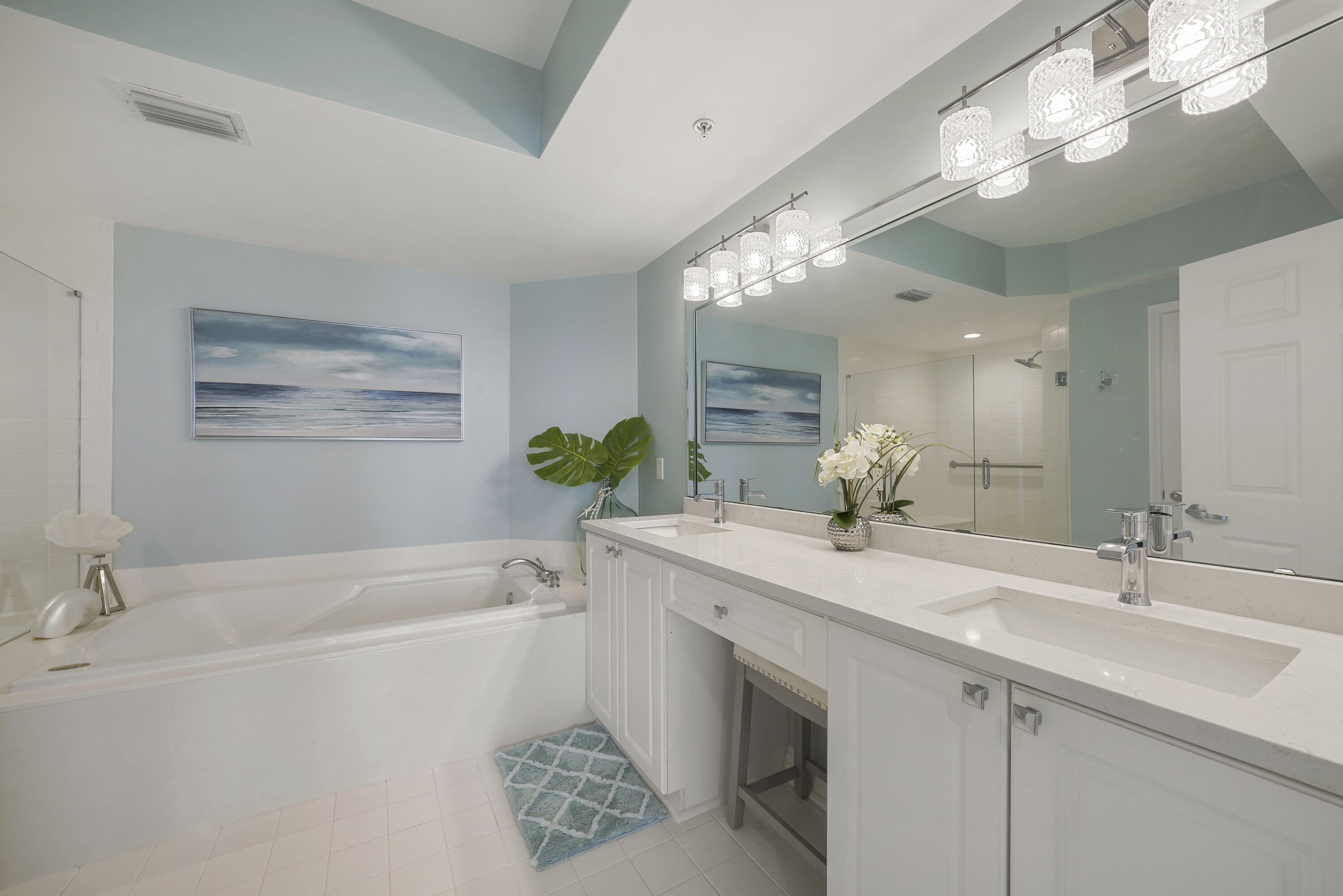 ST. MAARTEN AT SILVER SHELLS - Residential