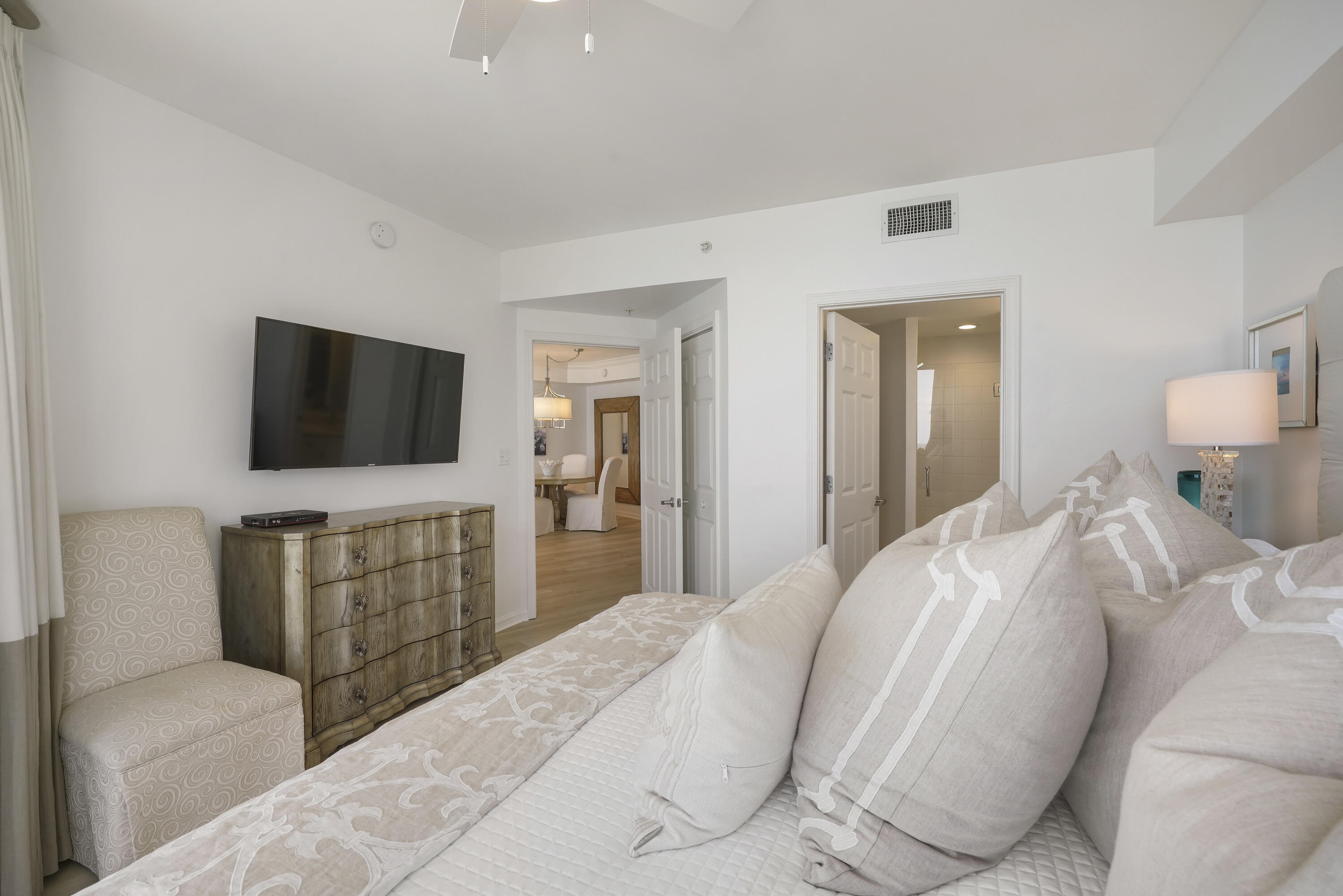 ST. MAARTEN AT SILVER SHELLS - Residential