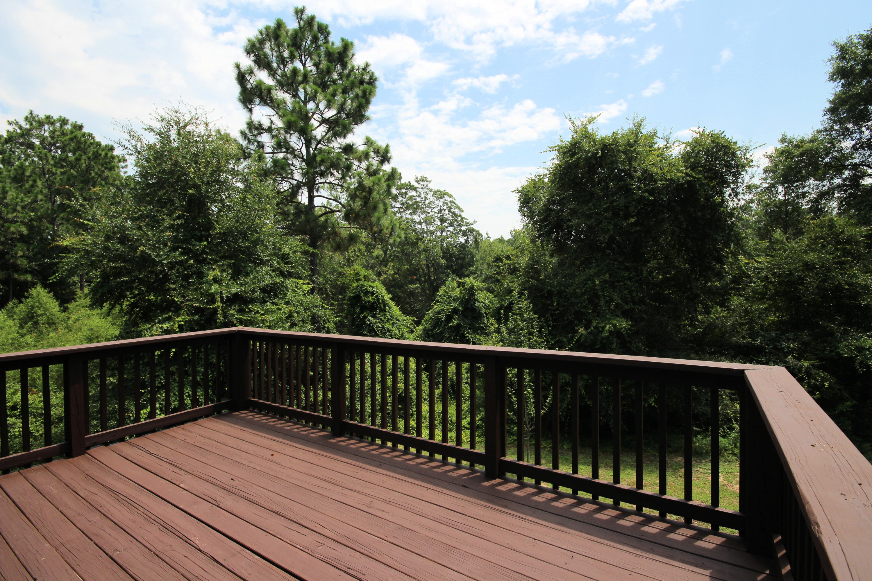 SPRING HOLLOW ESTATES - Residential
