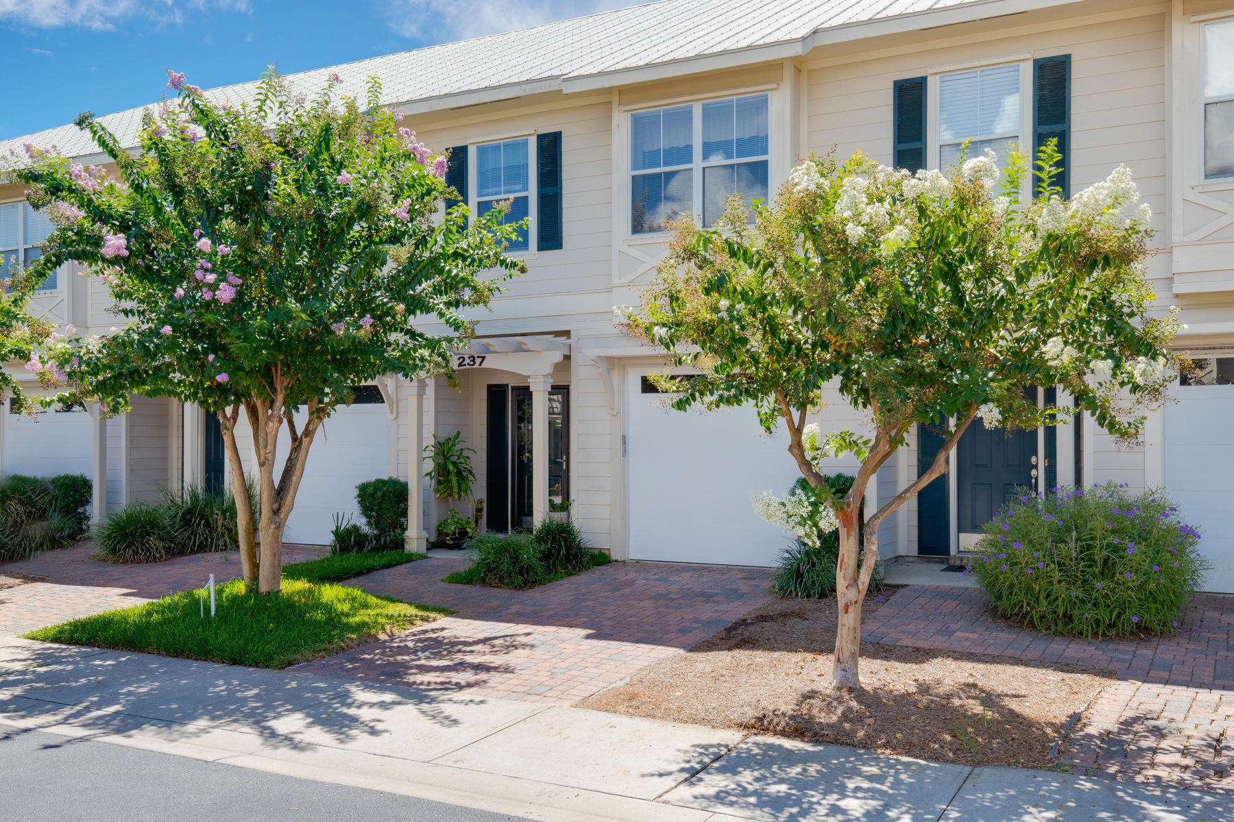 OLD BAY VILLAGE PHASE 1 - Residential