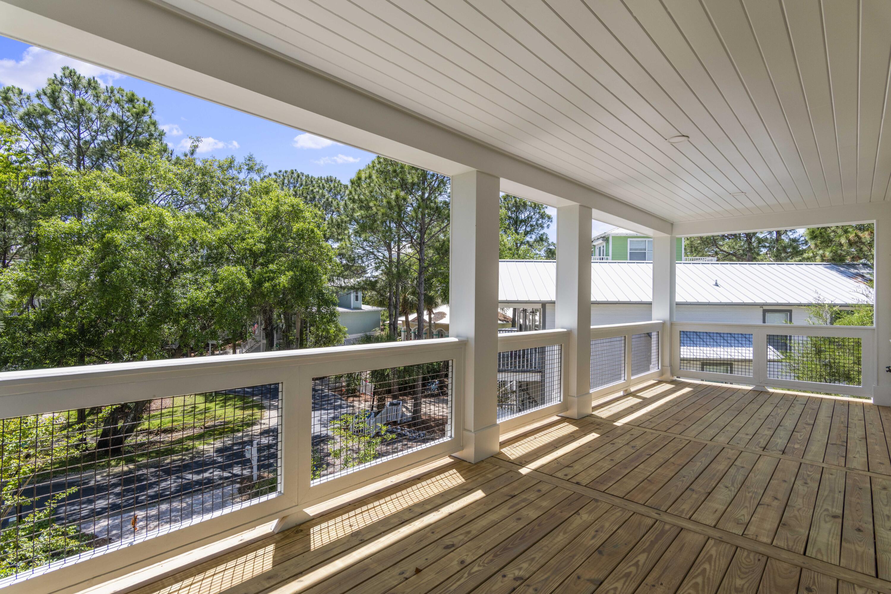 CALYPSO POINTE - Residential