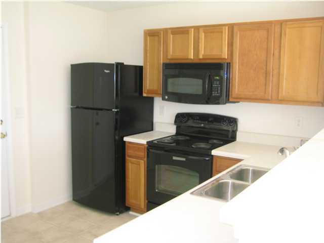 ROLLING PINES T/H LOT 80 BLK C - Residential Lease