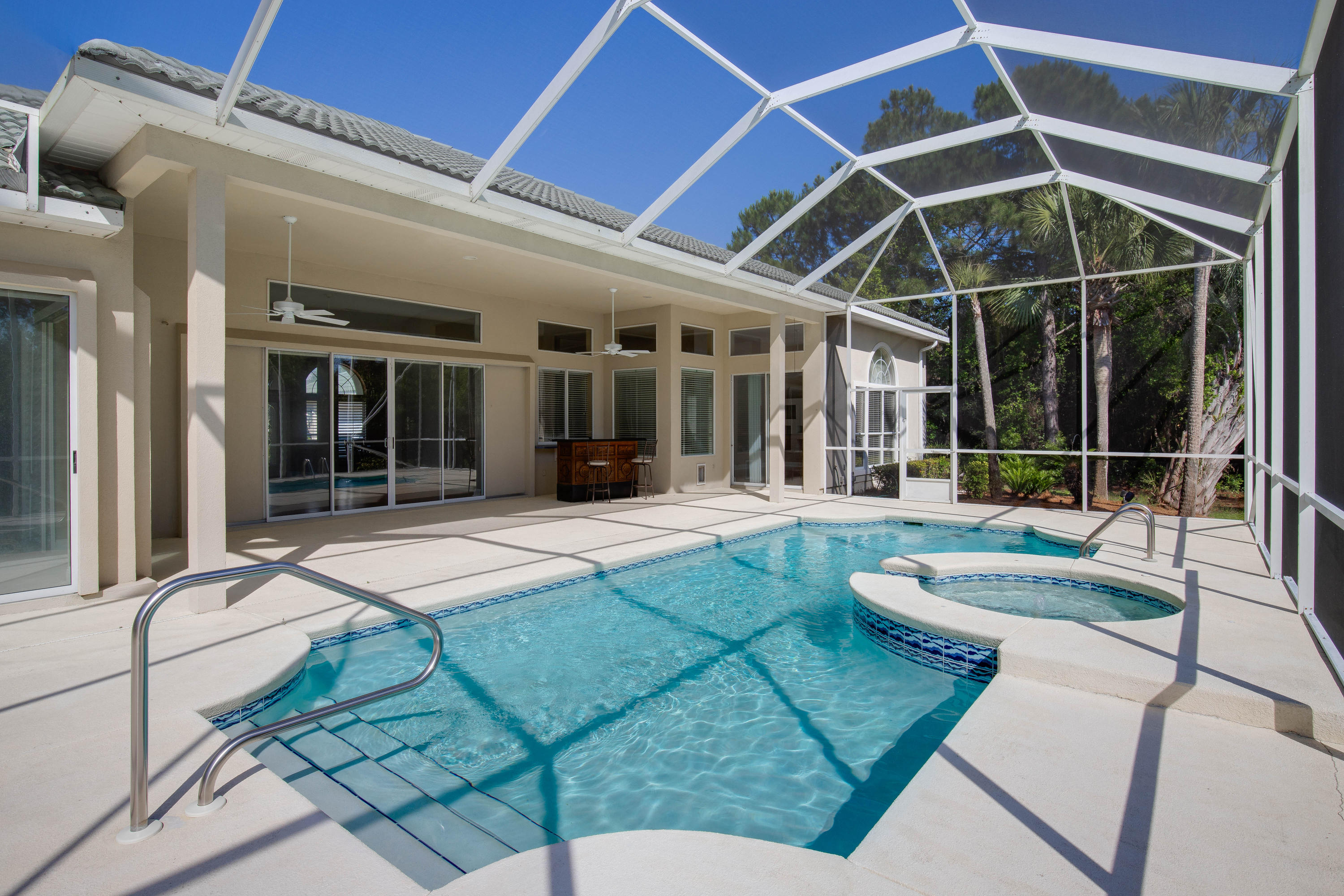 EMERALD BAY PH 1A - Residential