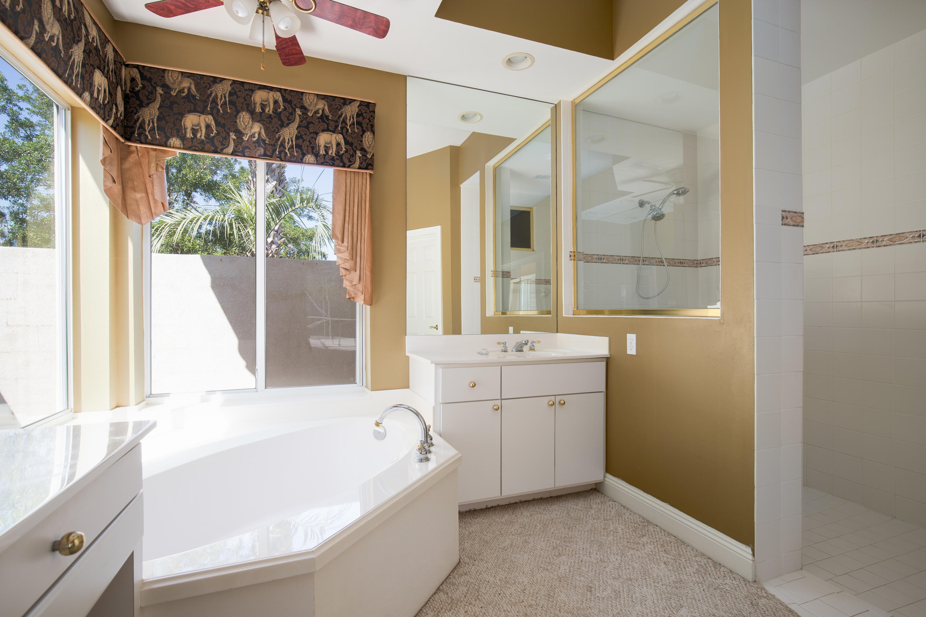 EMERALD BAY PH 1A - Residential
