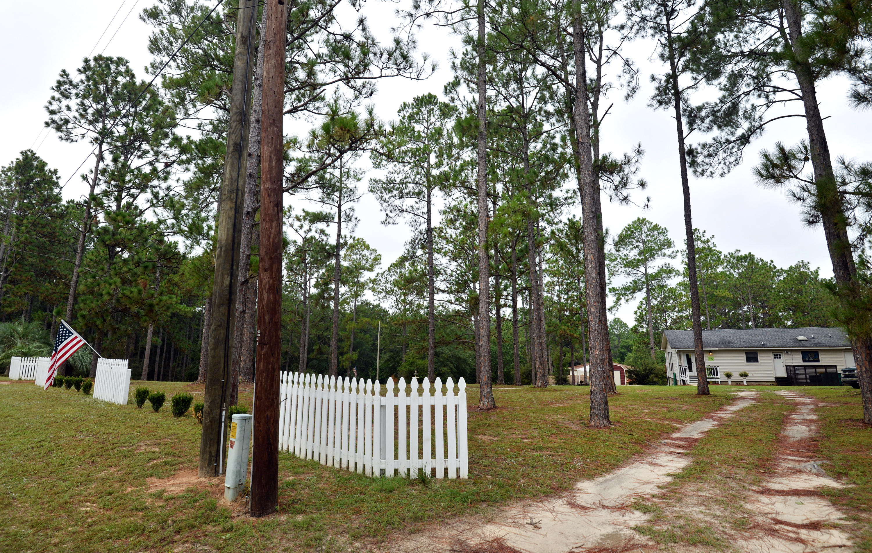 NO RECORDED SUBDIVISION - Residential